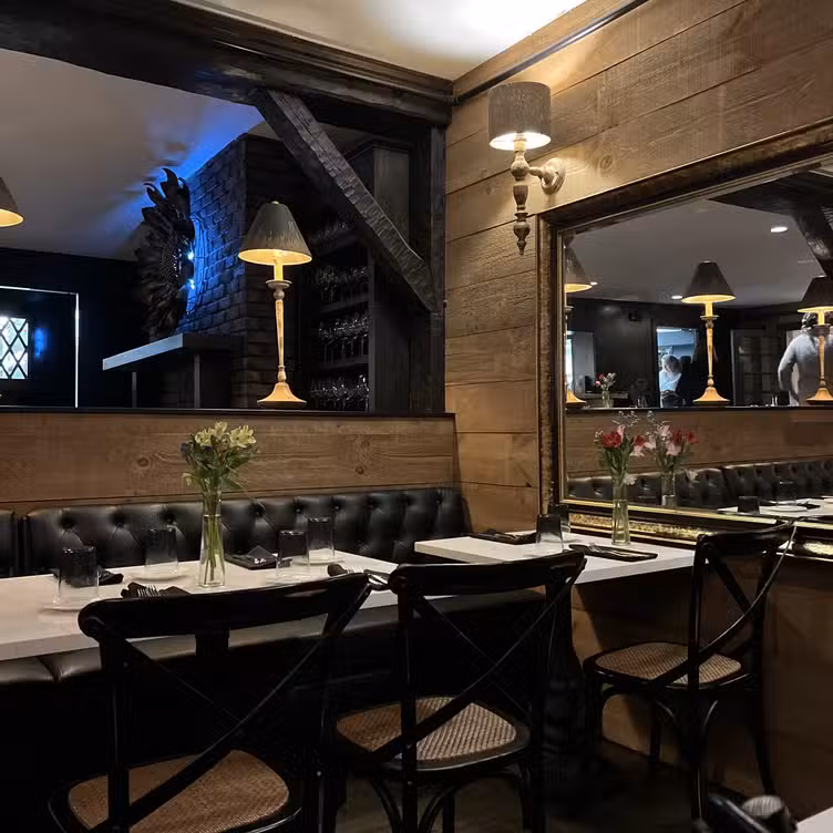 Photo credit: opentable