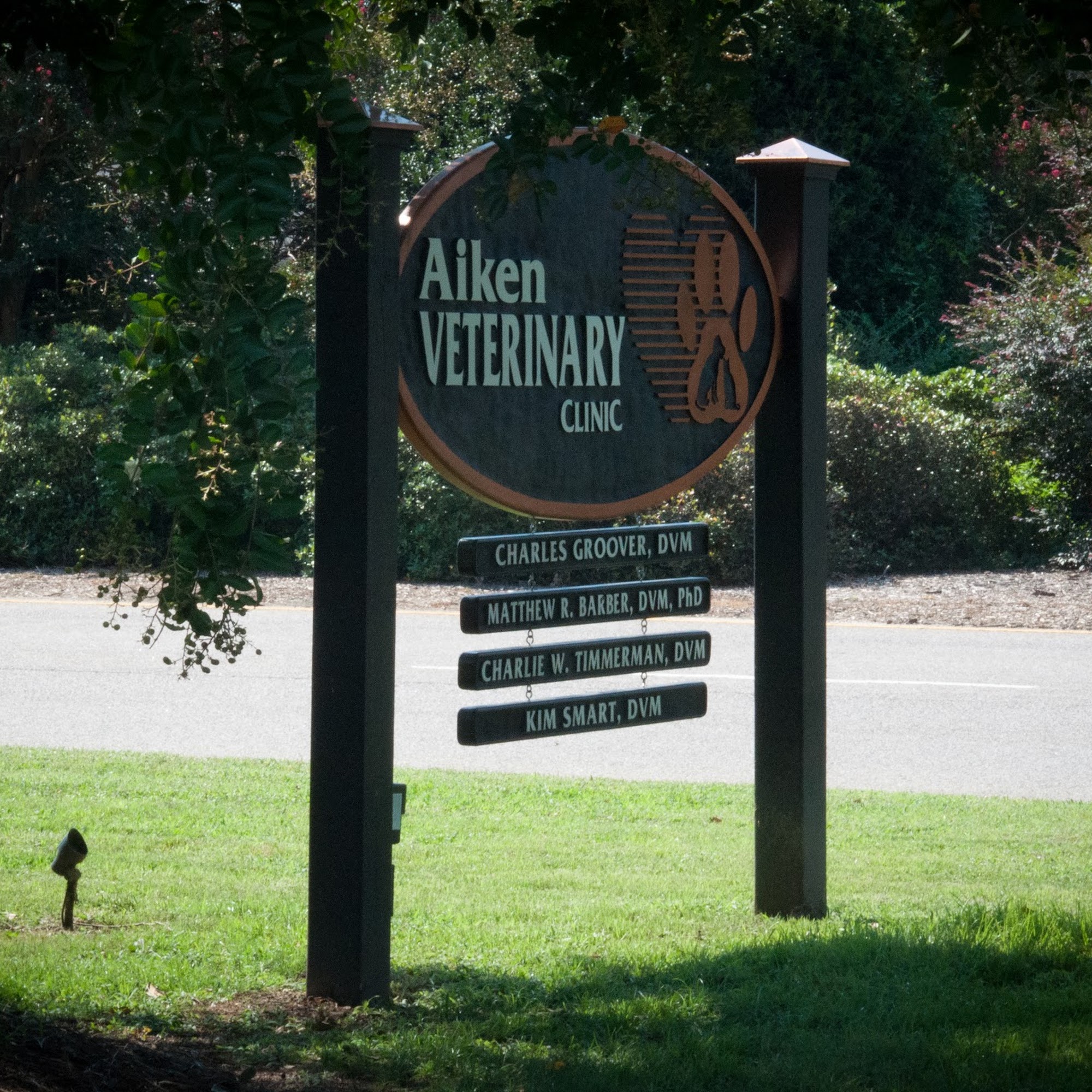 Groover, Charles B, Dvm - Aiken Veterinary Clinic Aiken