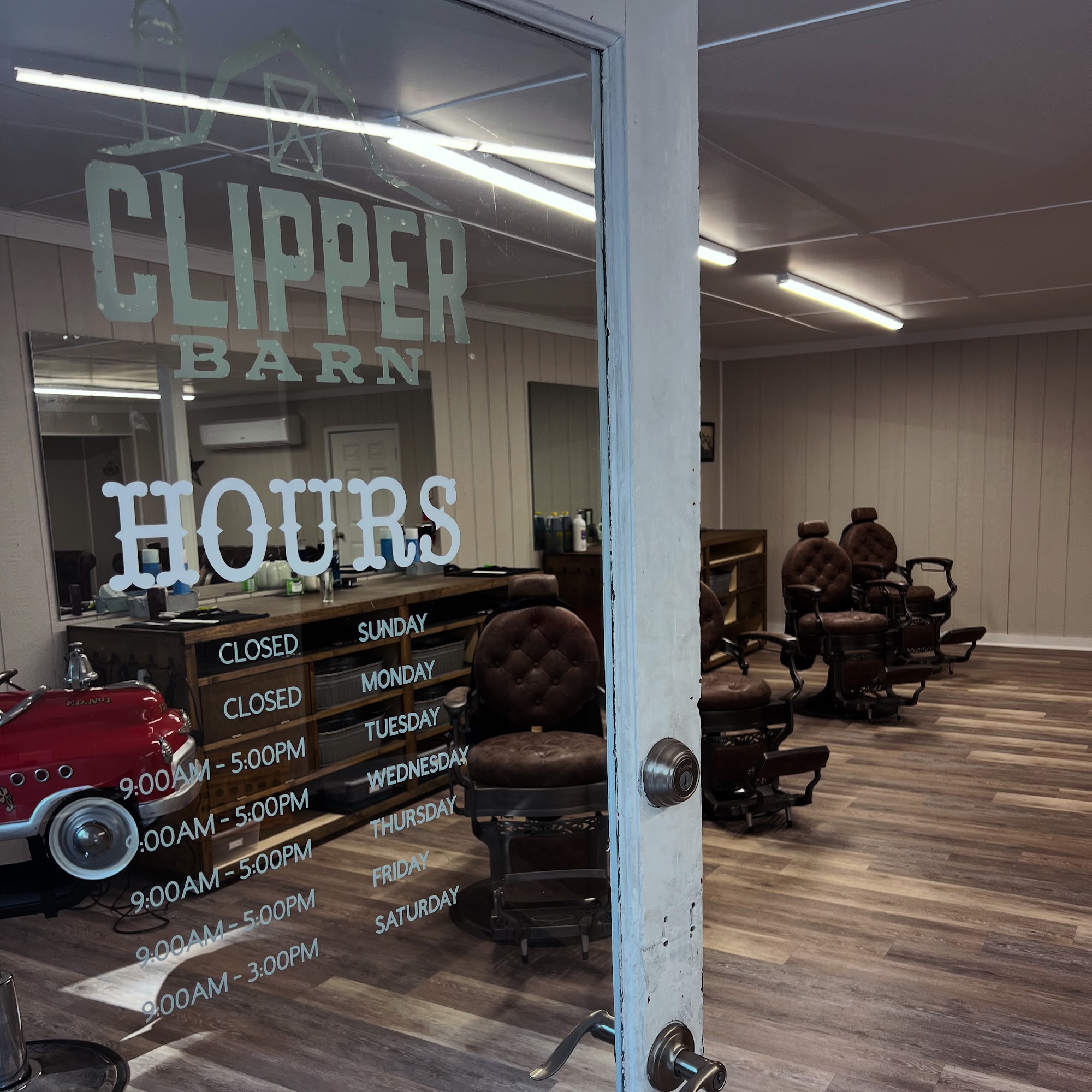 Clipper Barn 3935 SC-319, Aynor South Carolina 29511