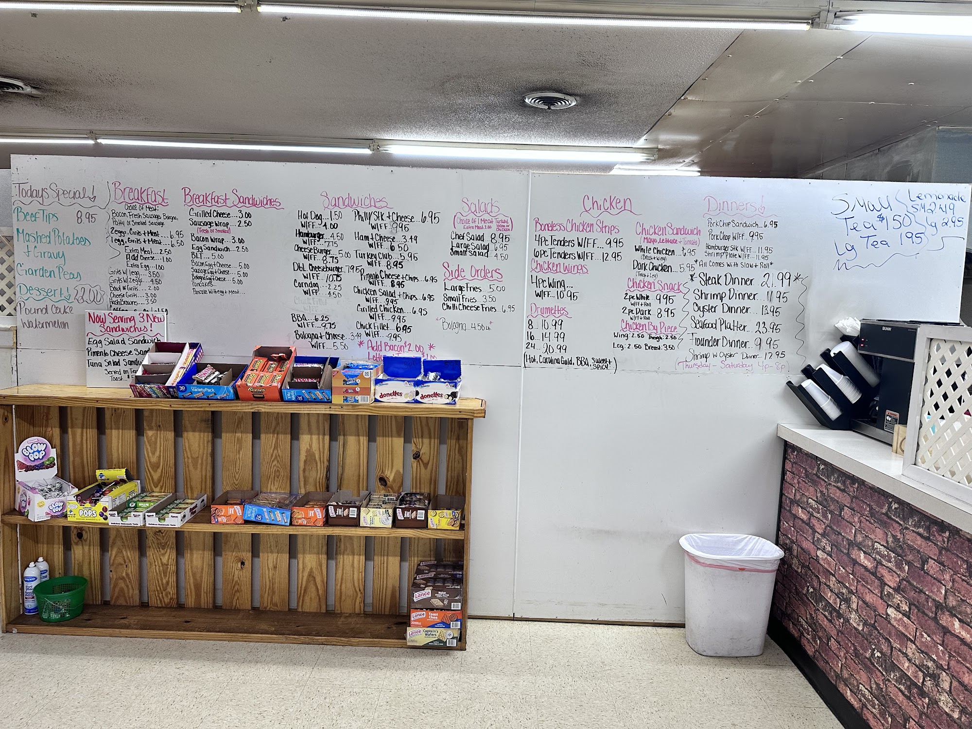 Britton's Neck Grocery Menu