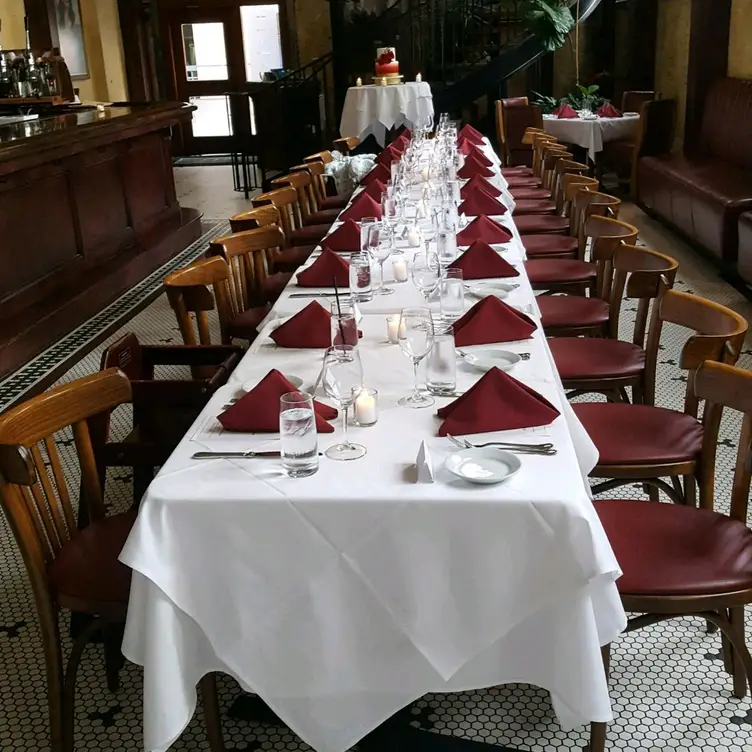 Photo credit: opentable
