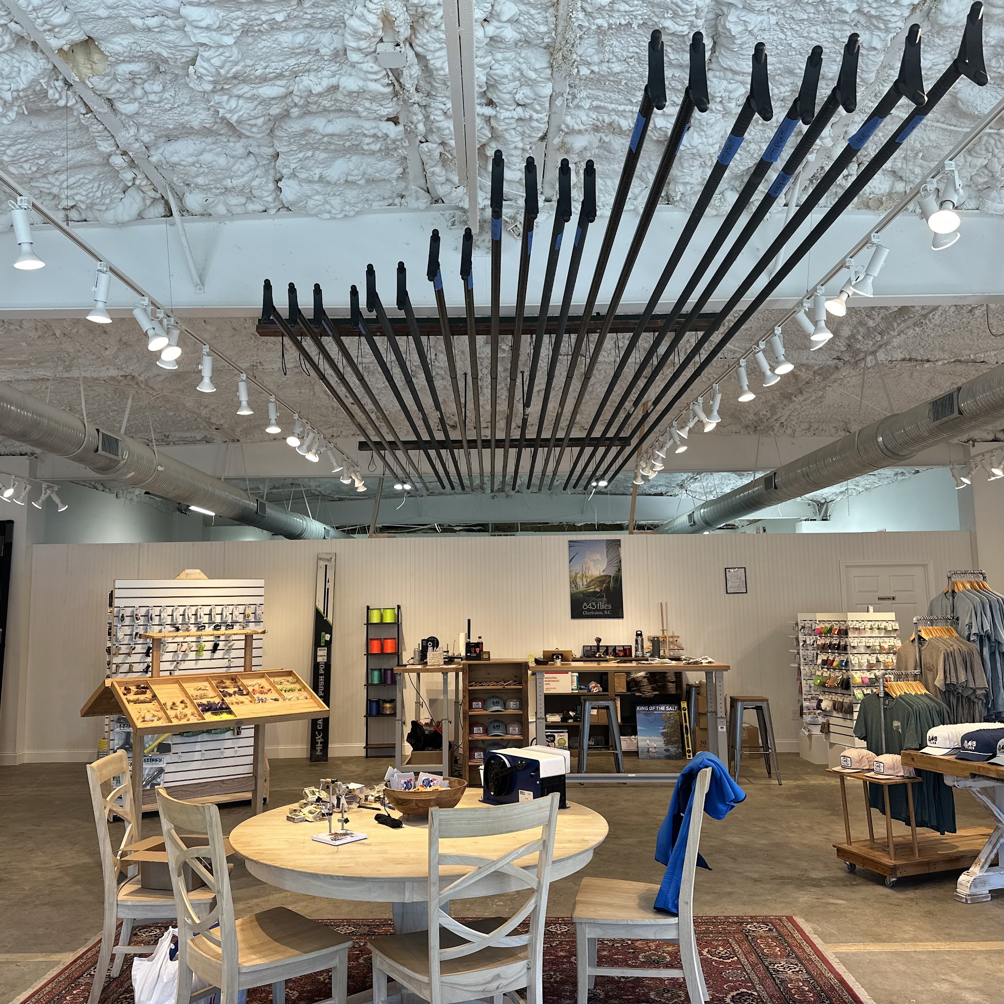 843 Flies Charleston