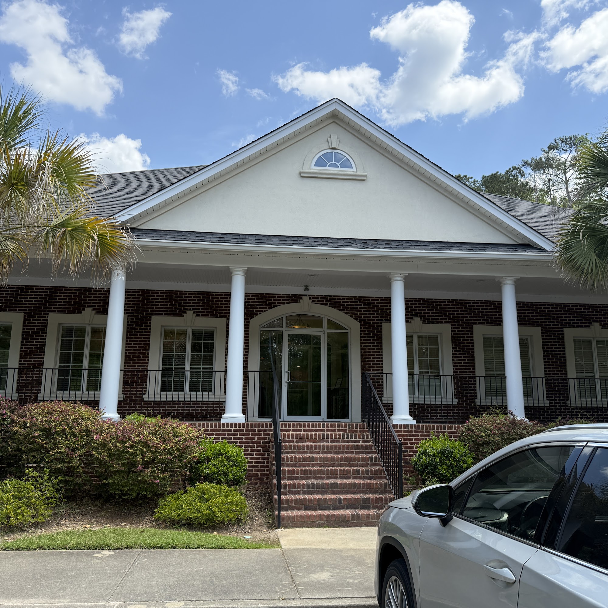 Drs. Strauss & Hoffman D.M.D 200 Gills Creek Pkwy, Columbia South Carolina 29209
