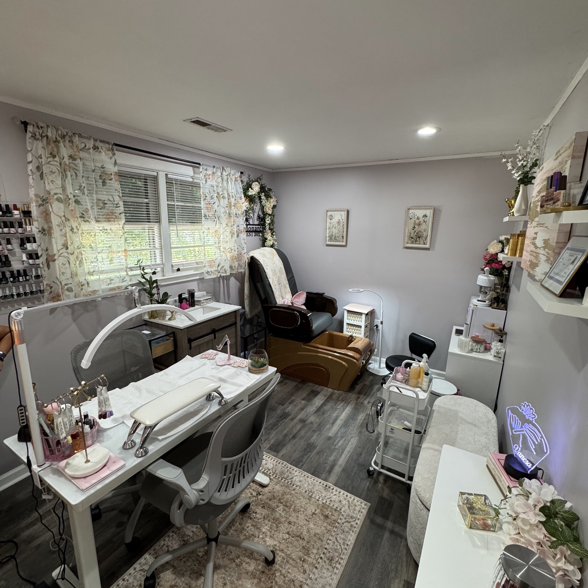 Monarch Nails & Pedi Studio