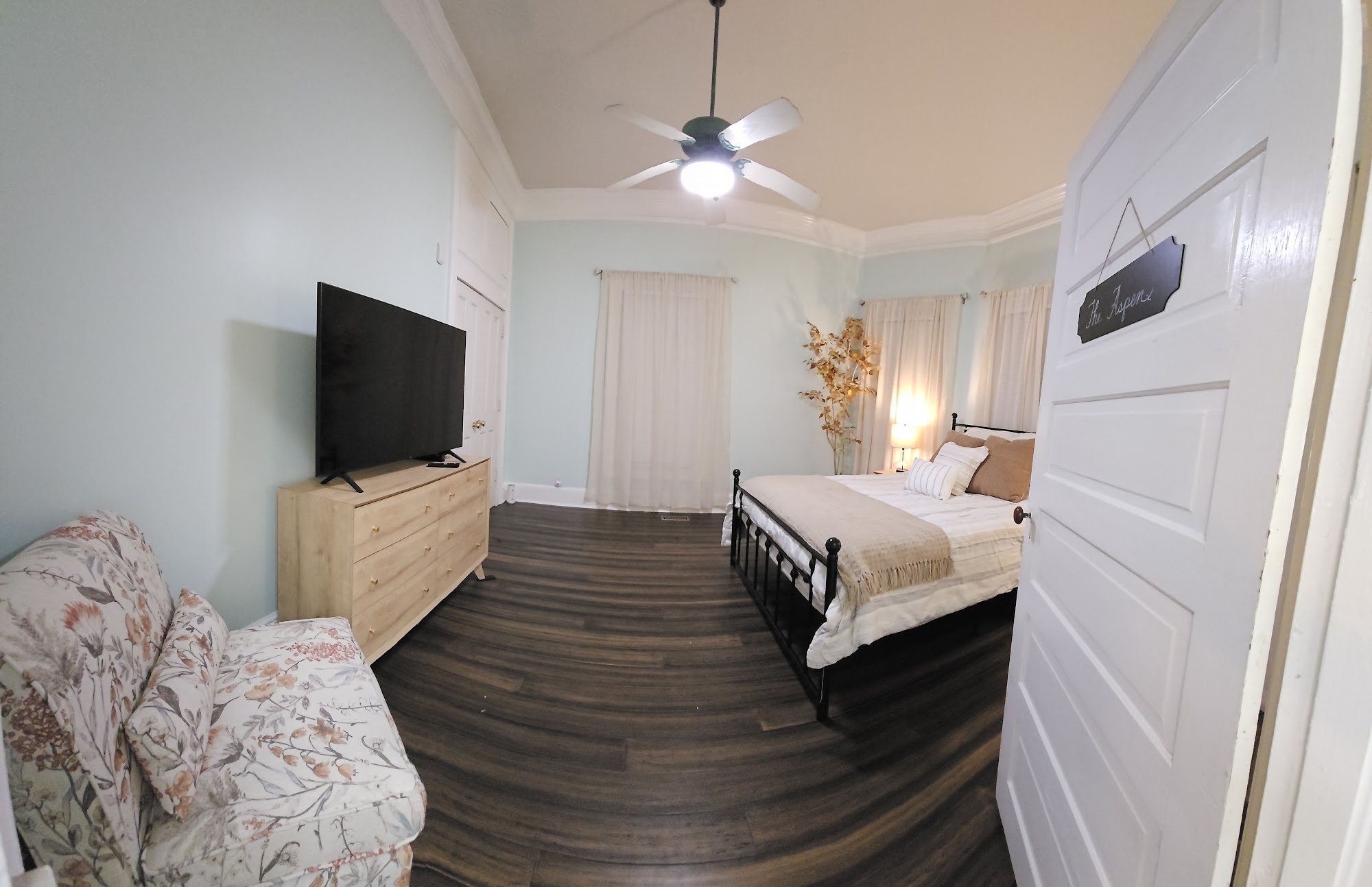 K&J Cleaning And Janitorial Services LLC