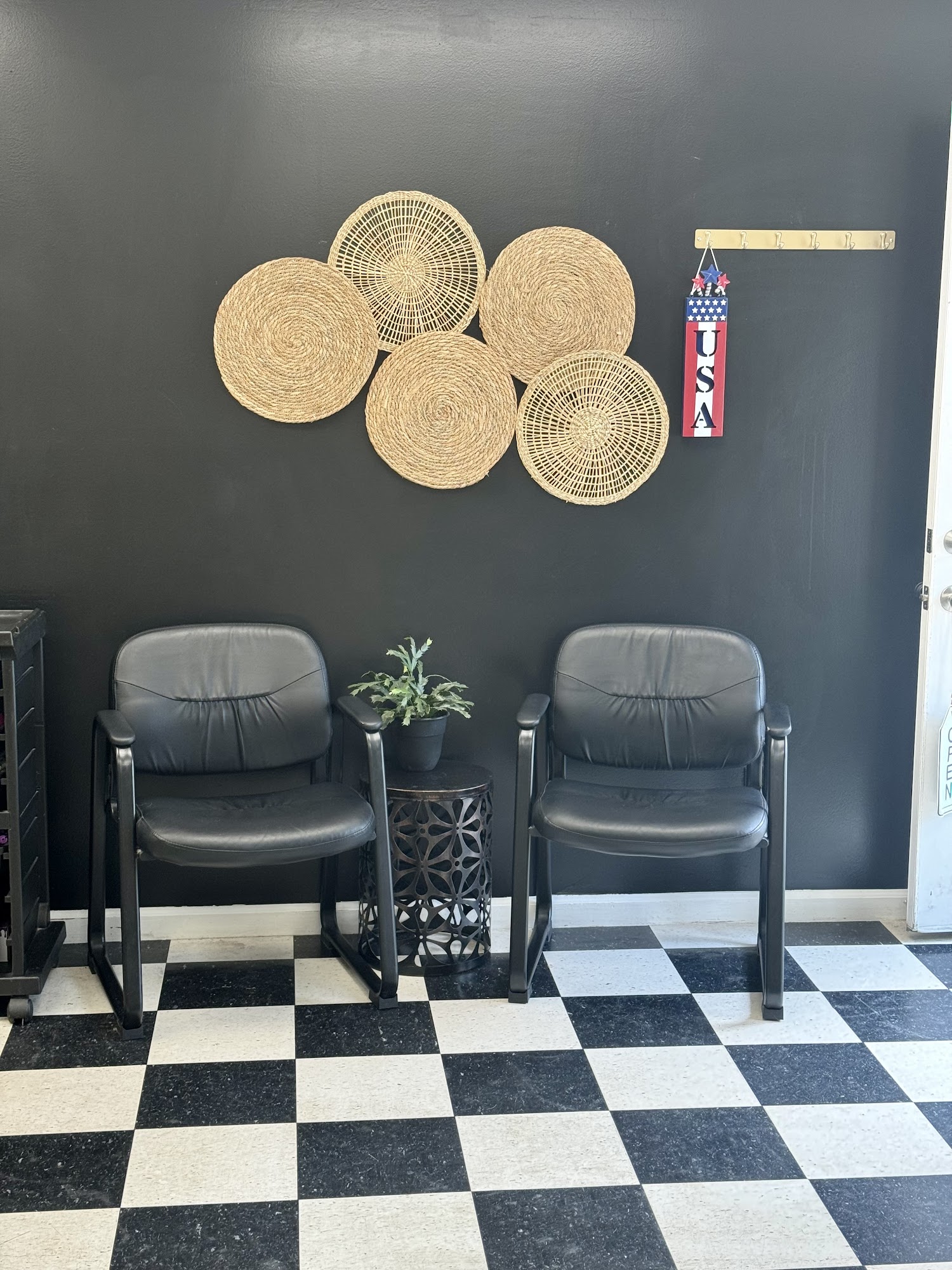 Toppers Styling Salon