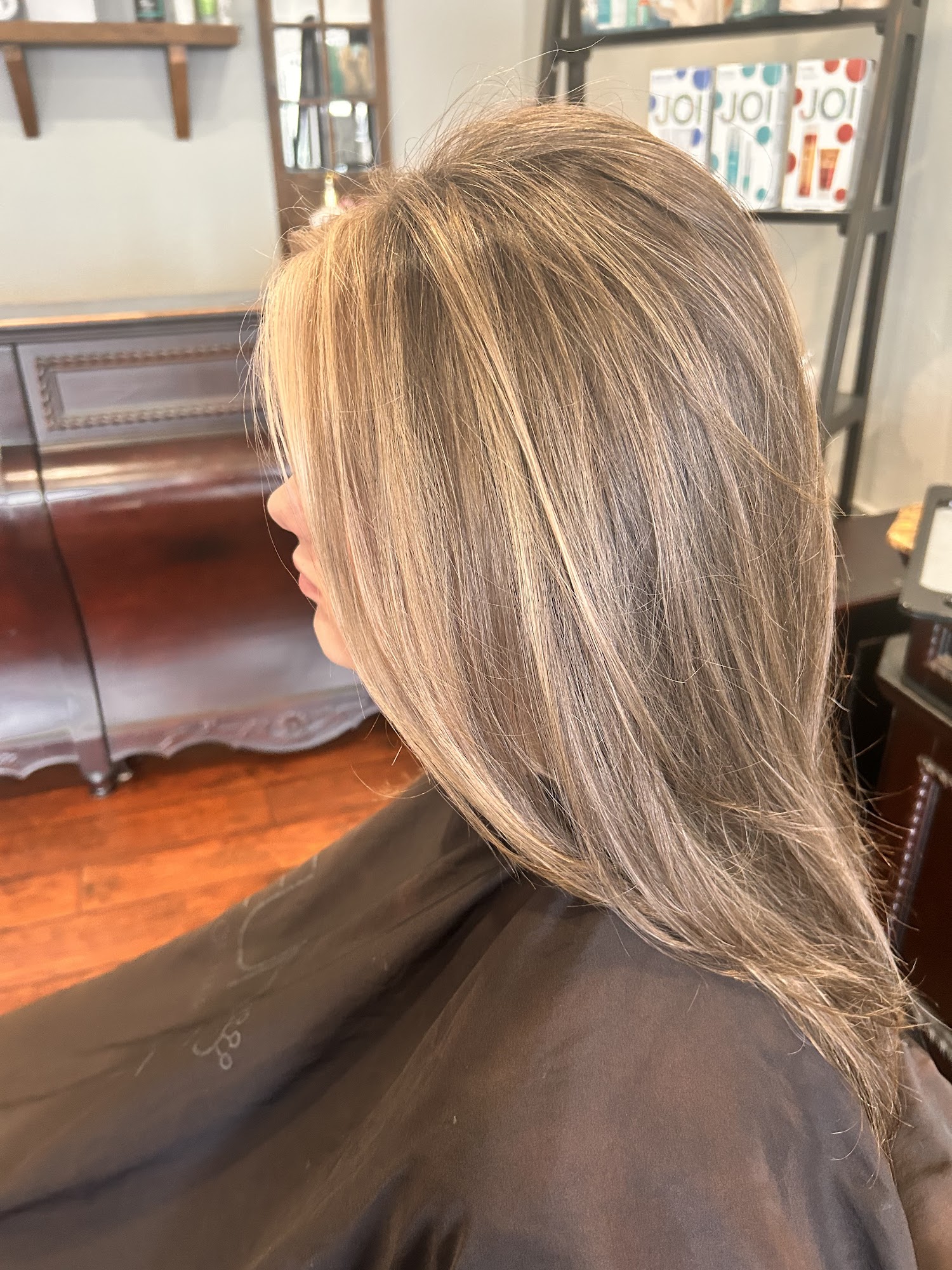 Railroad & Main Salon Loris South Carolina 29569