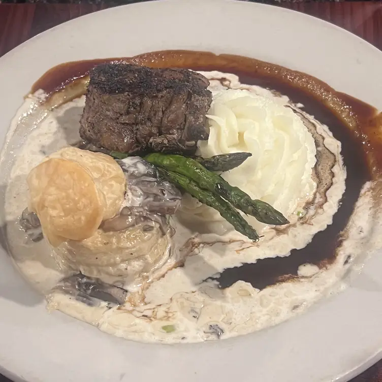 Photo credit: opentable