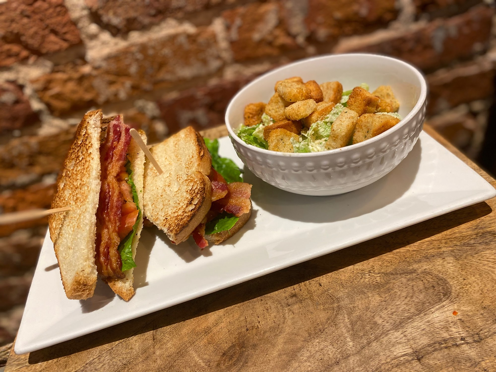 Bistro 221 Saint George