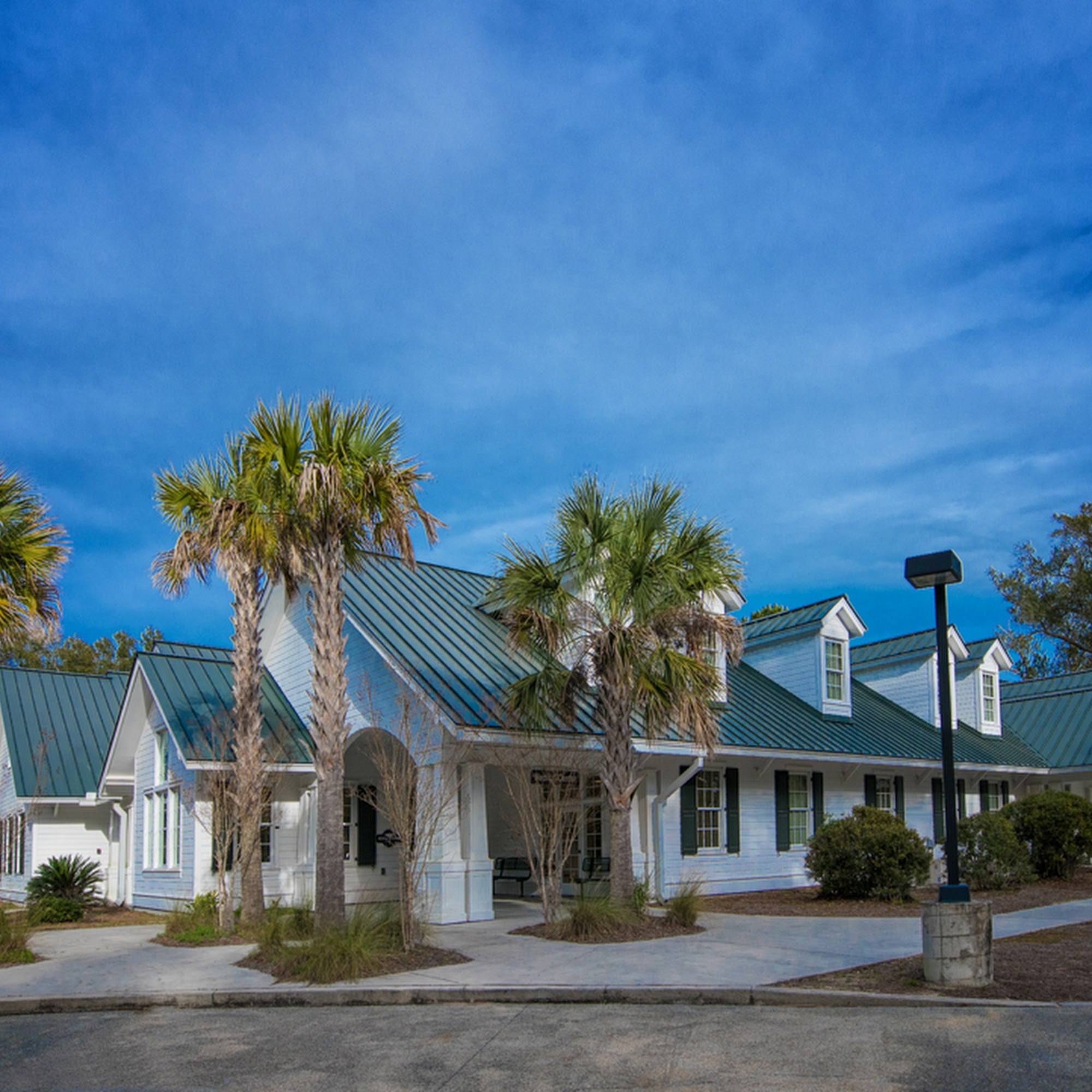 BJHCHS St. Helena Medical Center 6315 Jonathan Francis Senior Rd, St Helena Island South Carolina 29920
