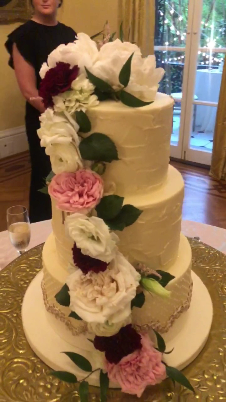 Bonnie Brunt Cakes Menu