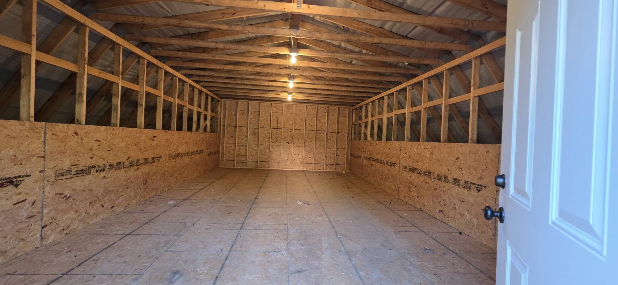 Hutch-N-Son Construction