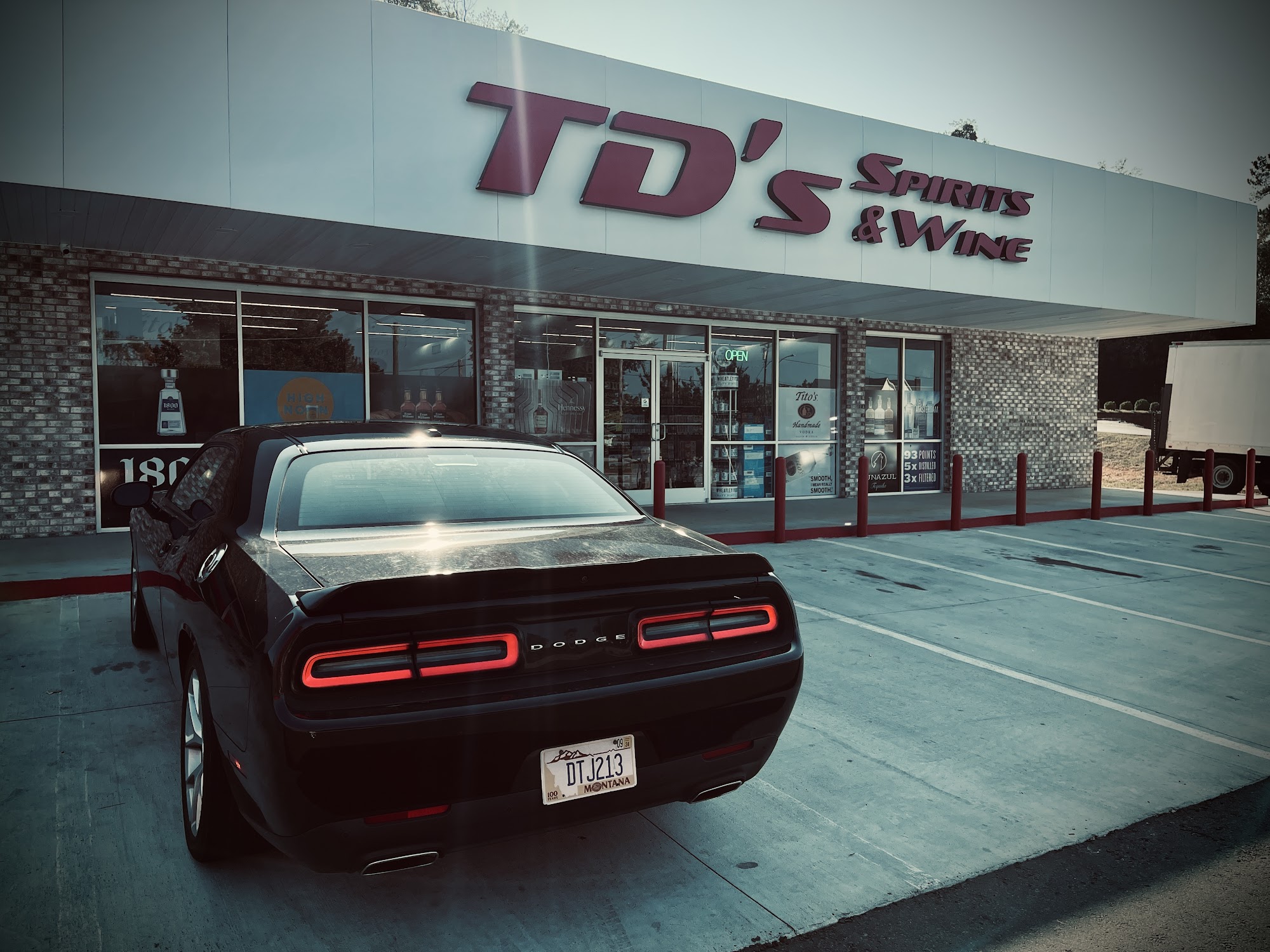 TD’s Spirits & Wine Seneca