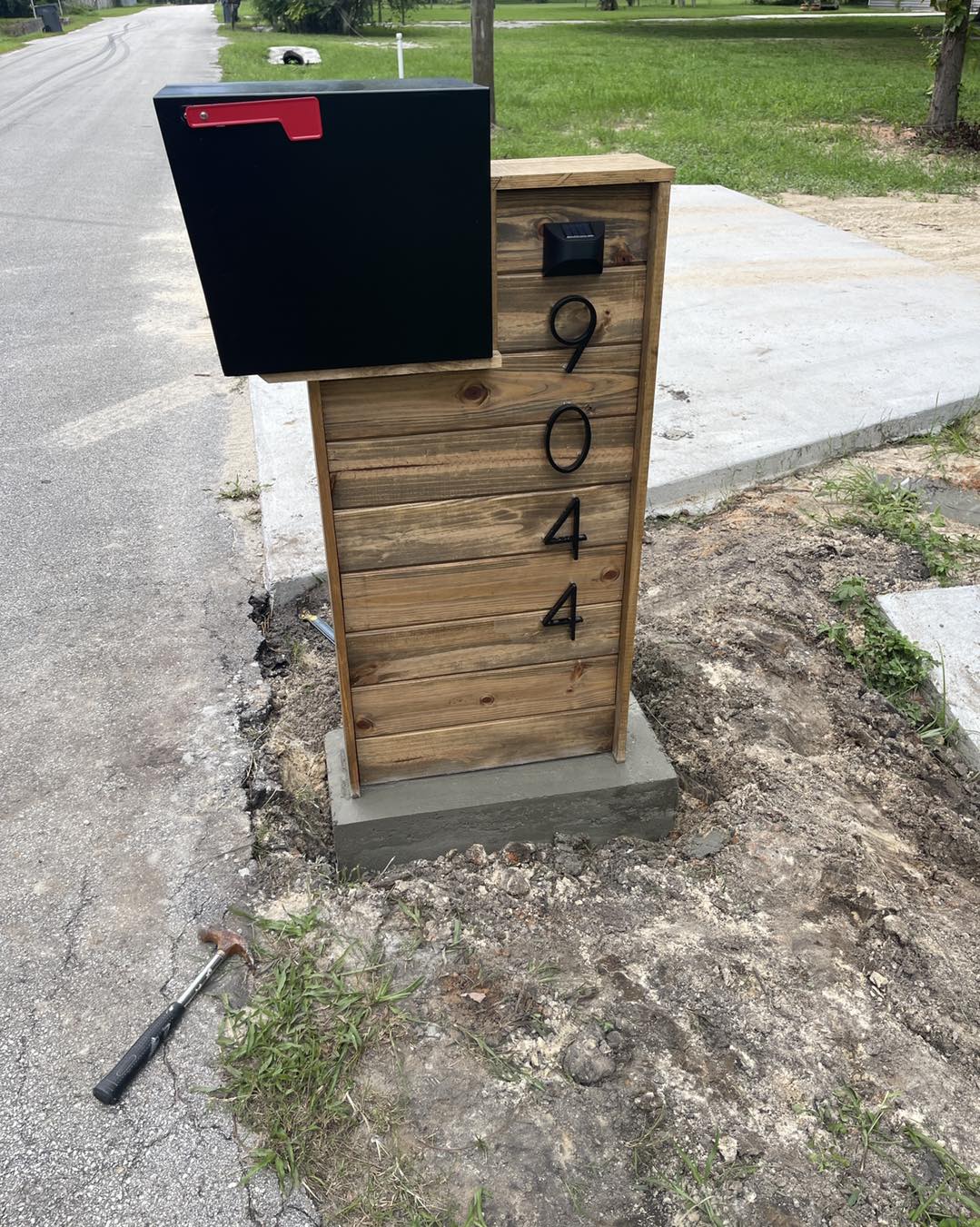 Lakelands Home Improvement, LLC