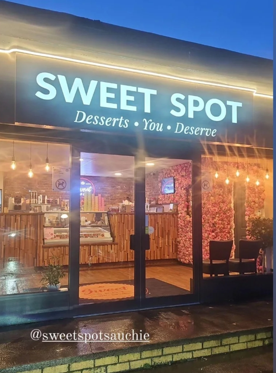Sweet Spot Cafe & Dessert Restaurant Unit C, Schawpark Ave, Sauchie, Alloa