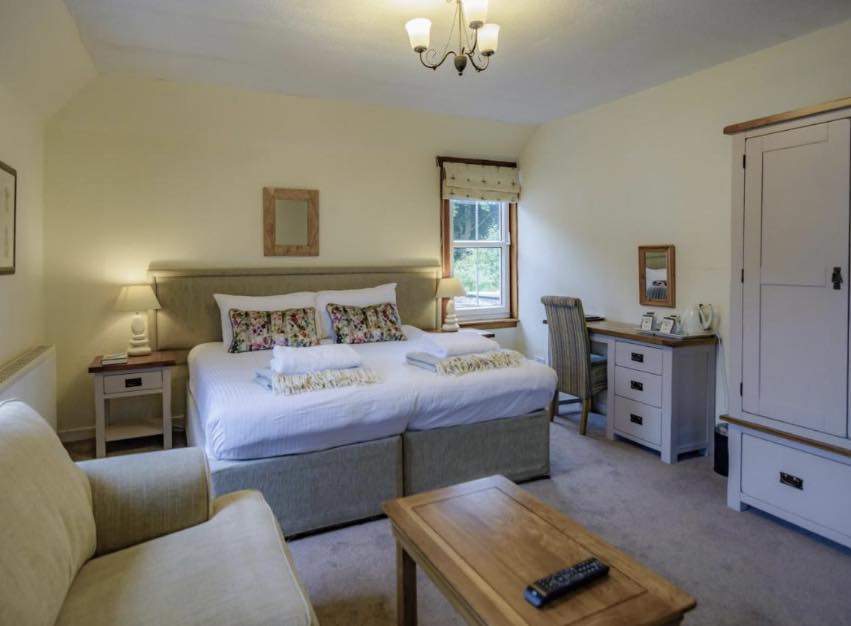 Loch Leven Hotel