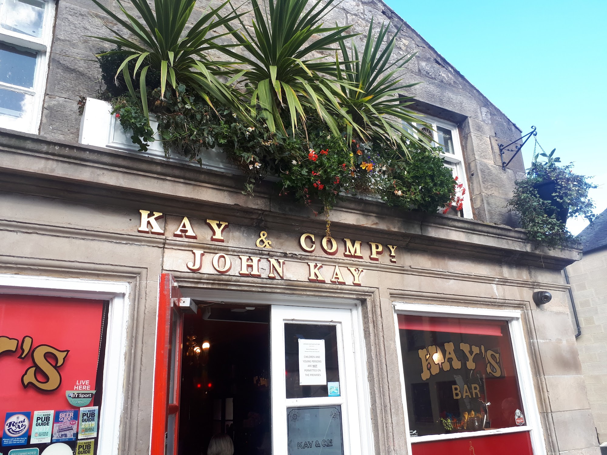 Kay’s Bar 39 Jamaica St, Edinburgh