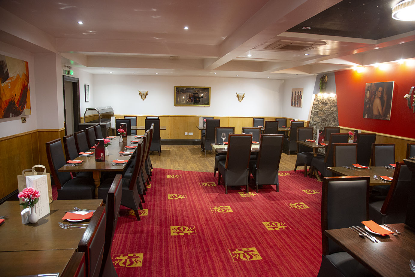 Spice Tandoori 9A Moss St, Elgin