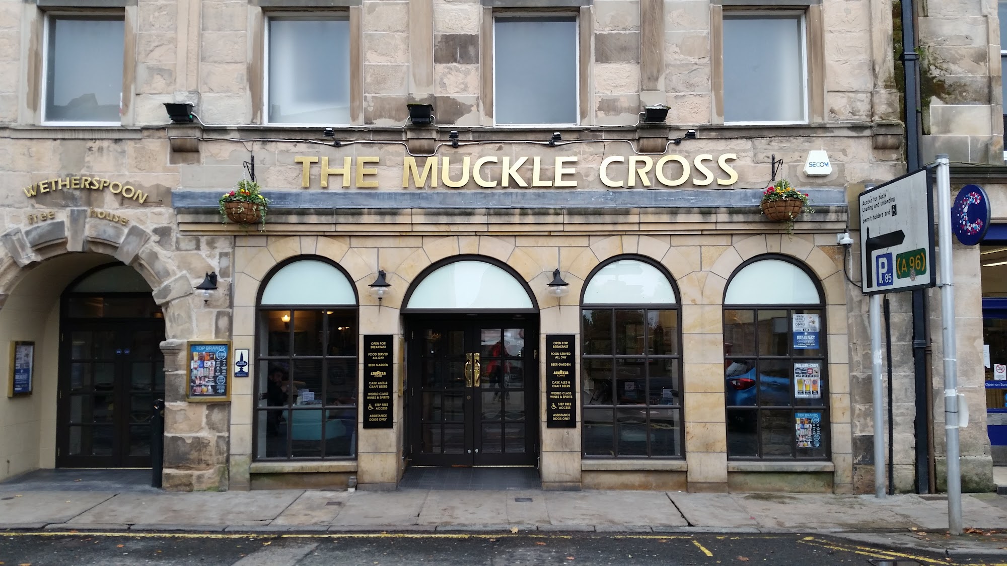 The Muckle Cross - JD Wetherspoon 34 High St, Elgin