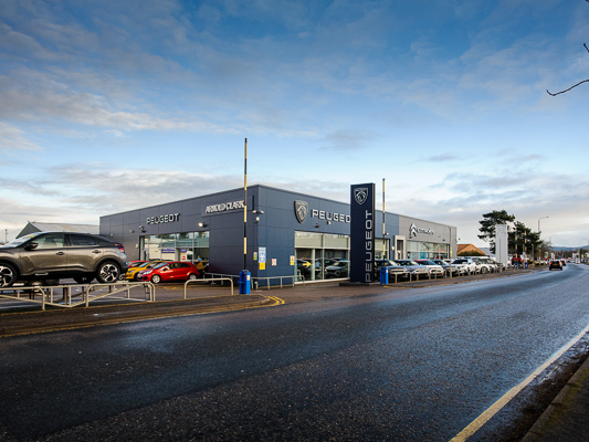 Arnold Clark Inverness Peugeot / Citroën