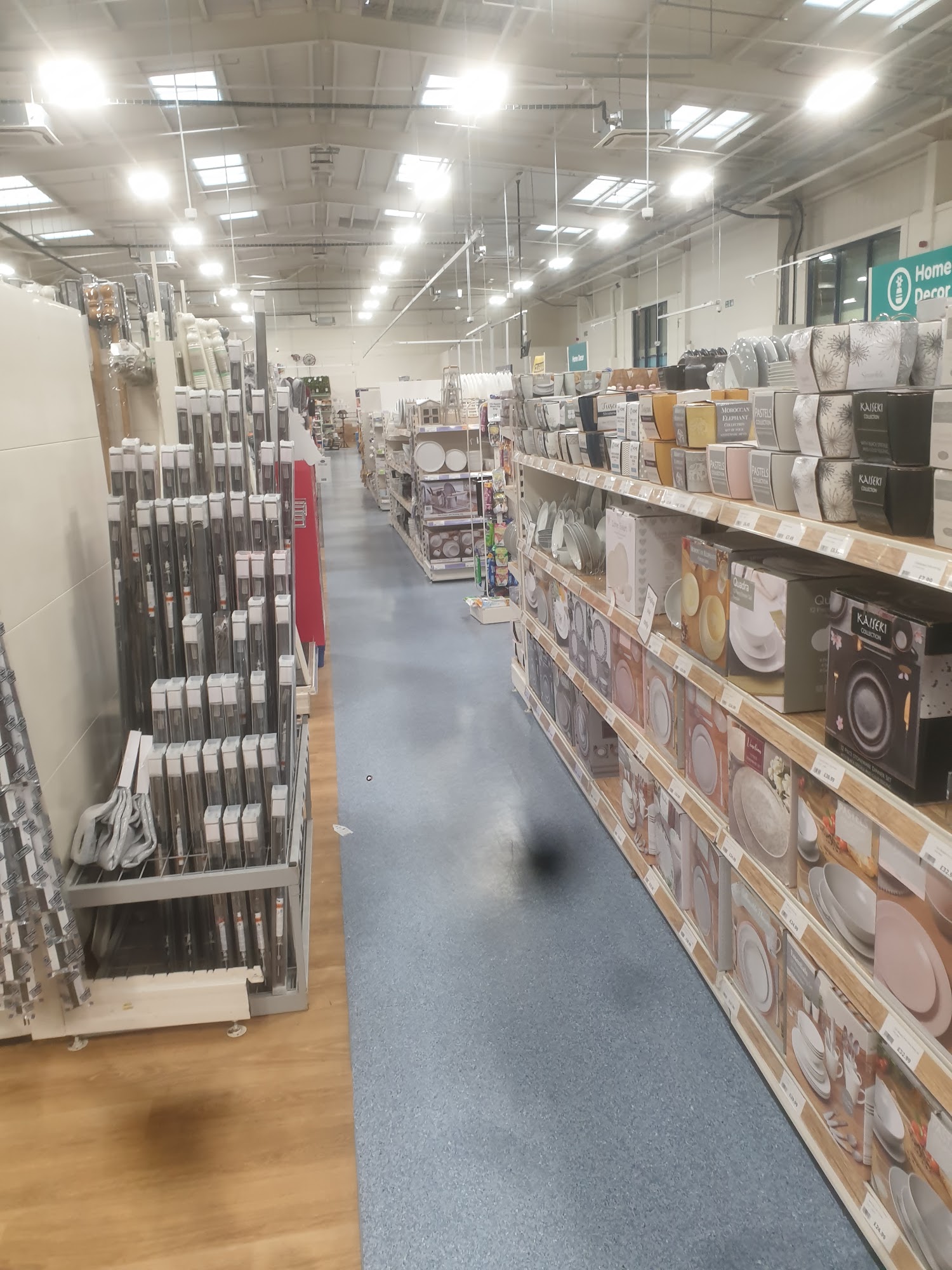 The Range, Perth