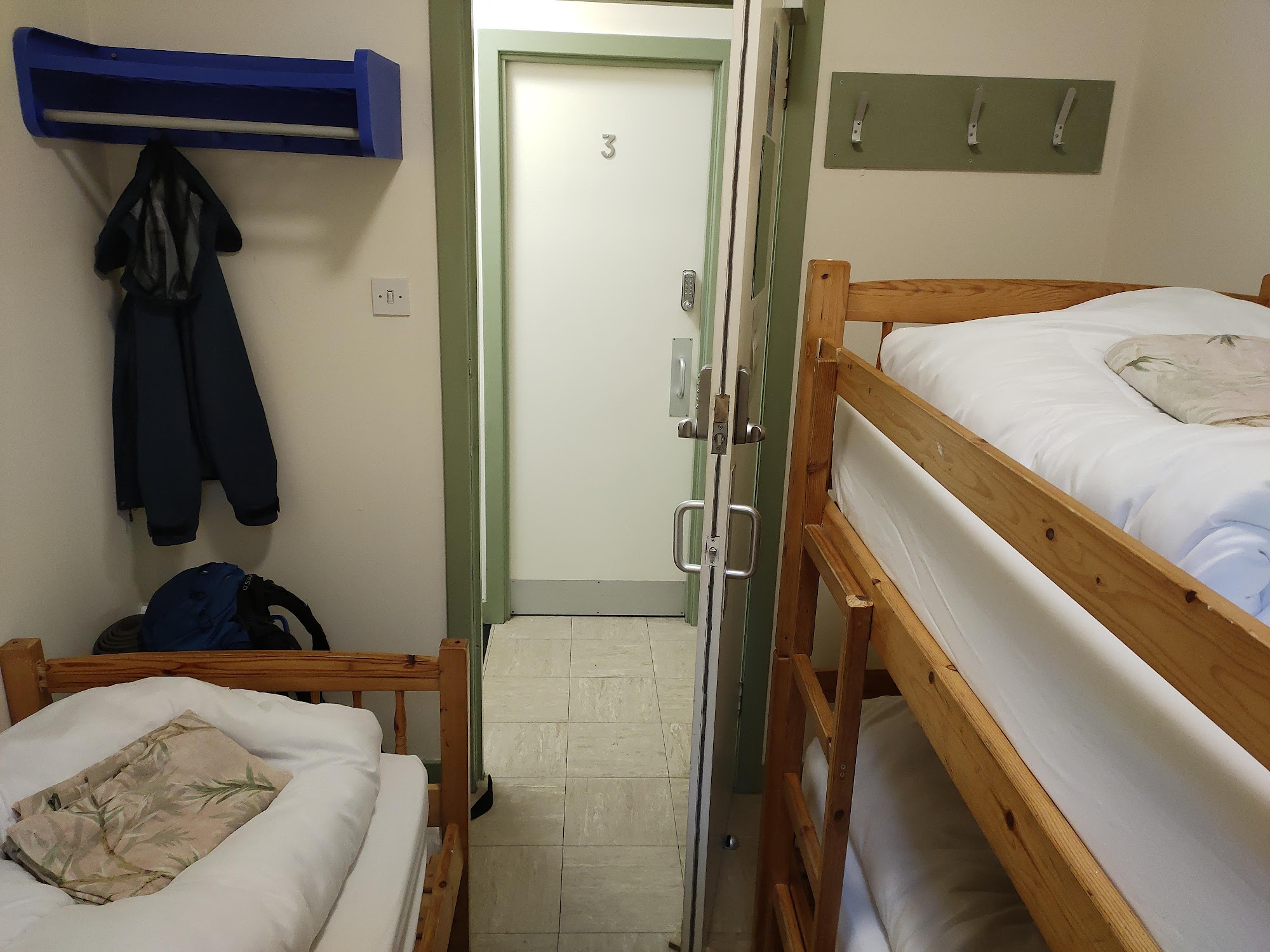 Inversnaid Bunkhouse & Top Bunk Bistro