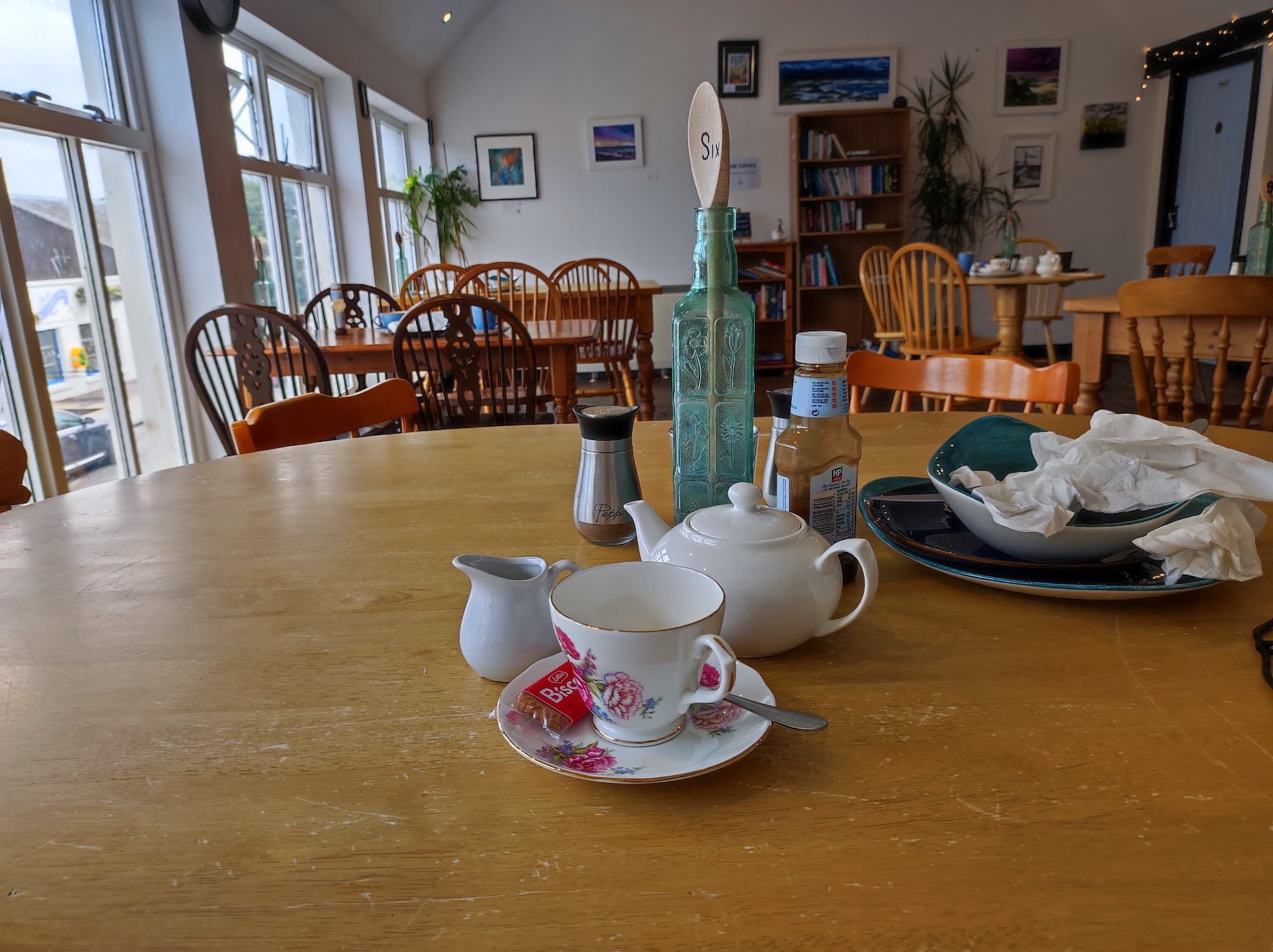 Pipers Coffee House 25 Lamington St, Tain