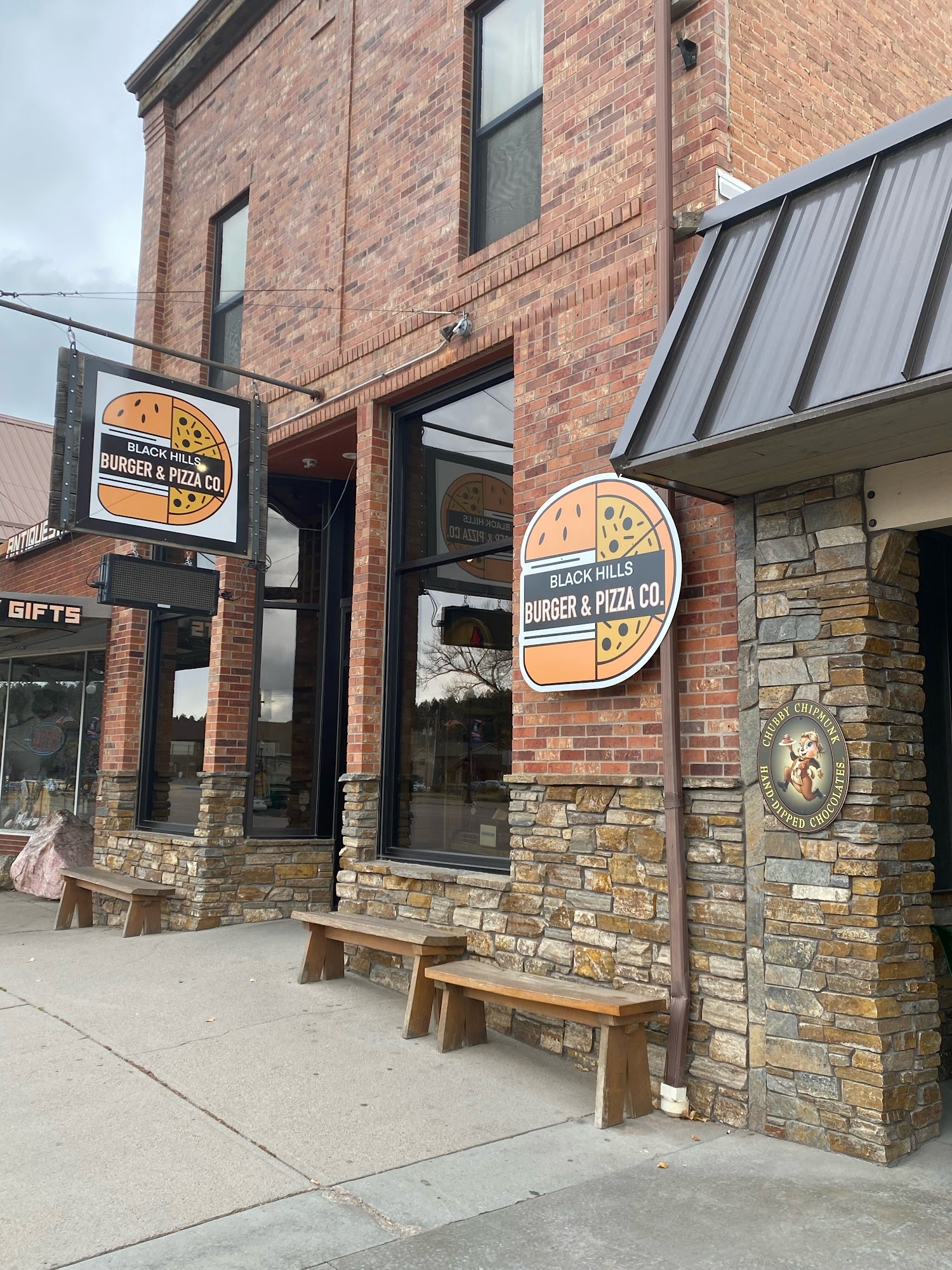 Black Hills Burger and Bun Co 441 Mt Rushmore Rd, Custer, SD 57730