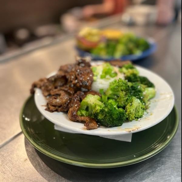 The Custer Wolf - Food & Drink Custer