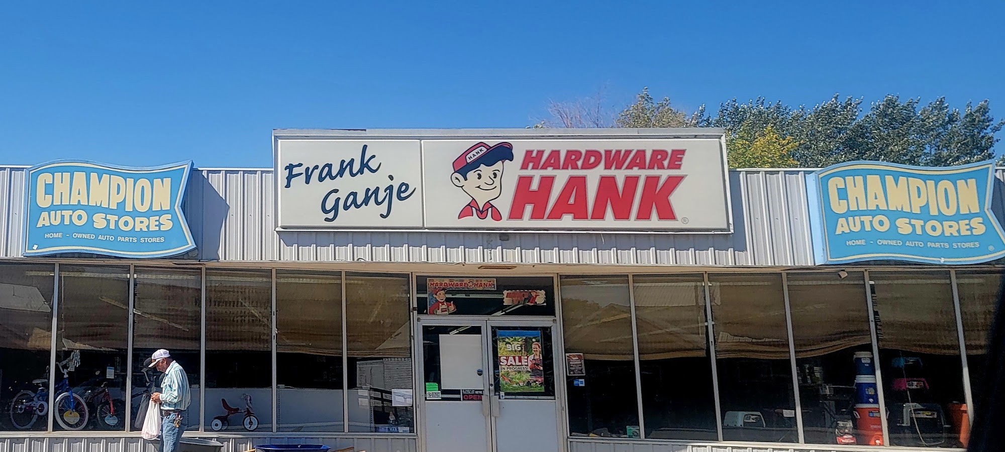 Hardware Hank Eagle Butte