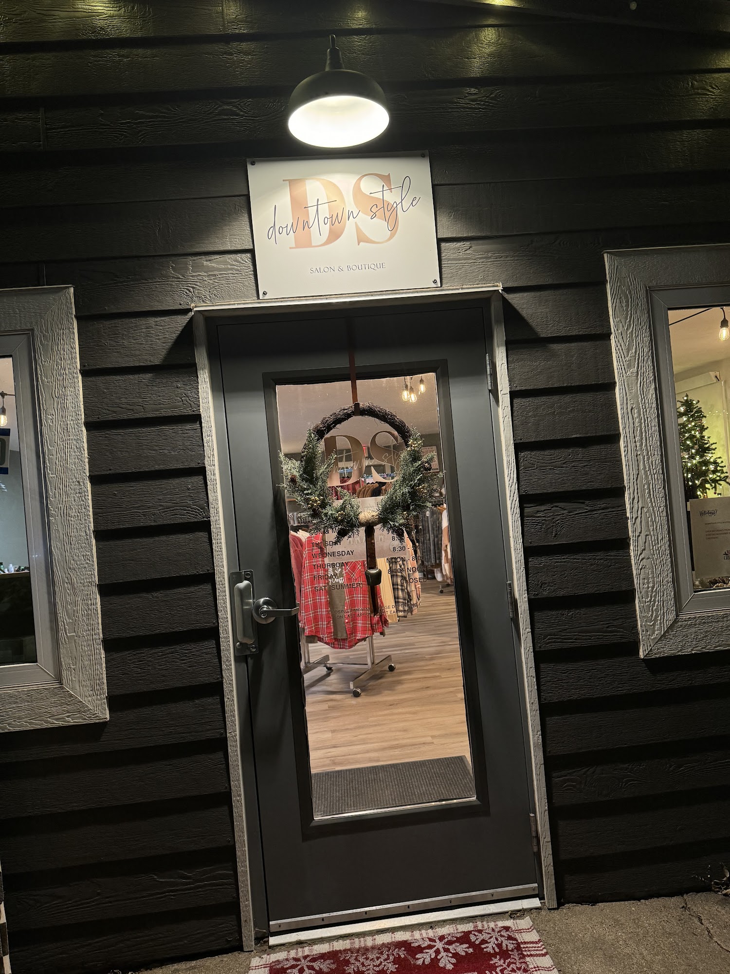 Downtown Style Boutique Garretson