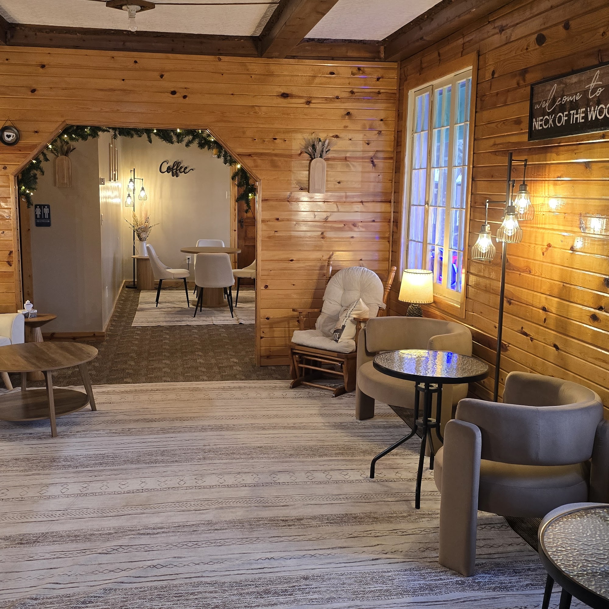 Perky Pine Café Hill City