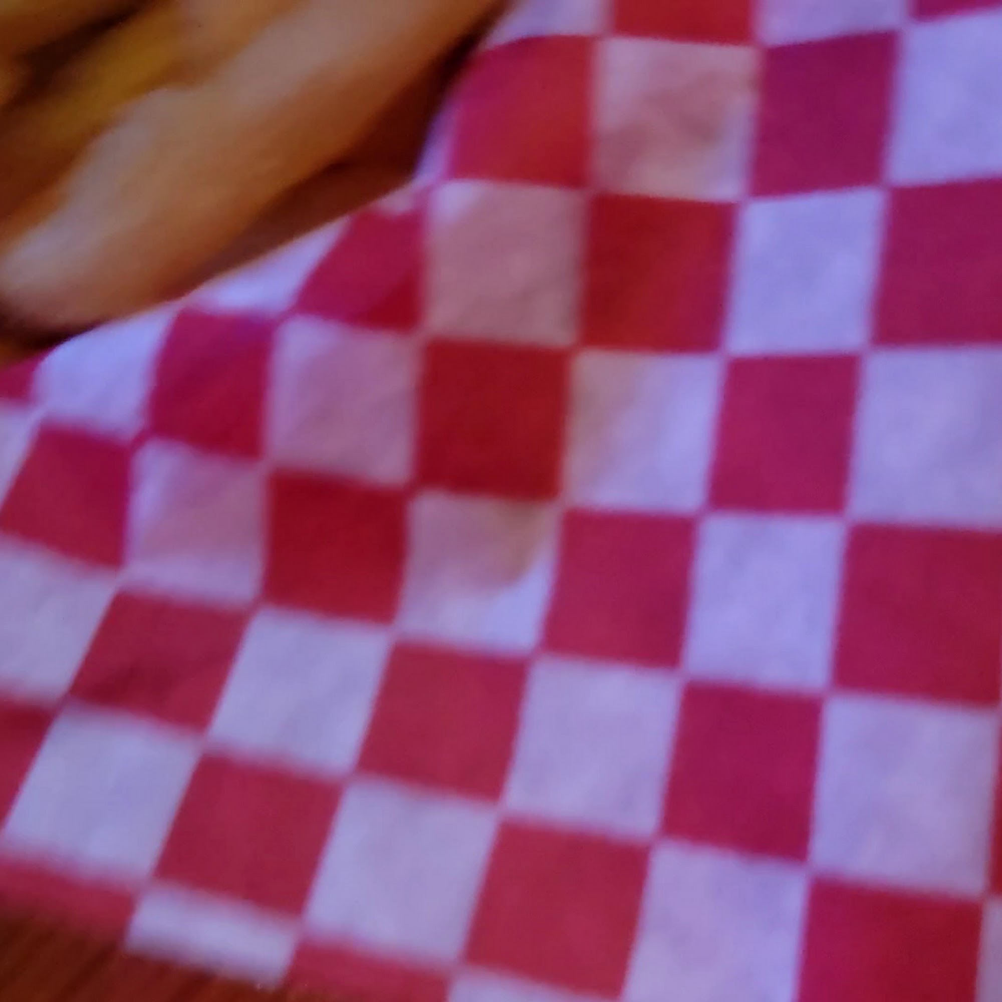 Lewie's Burgers & Brews Lead