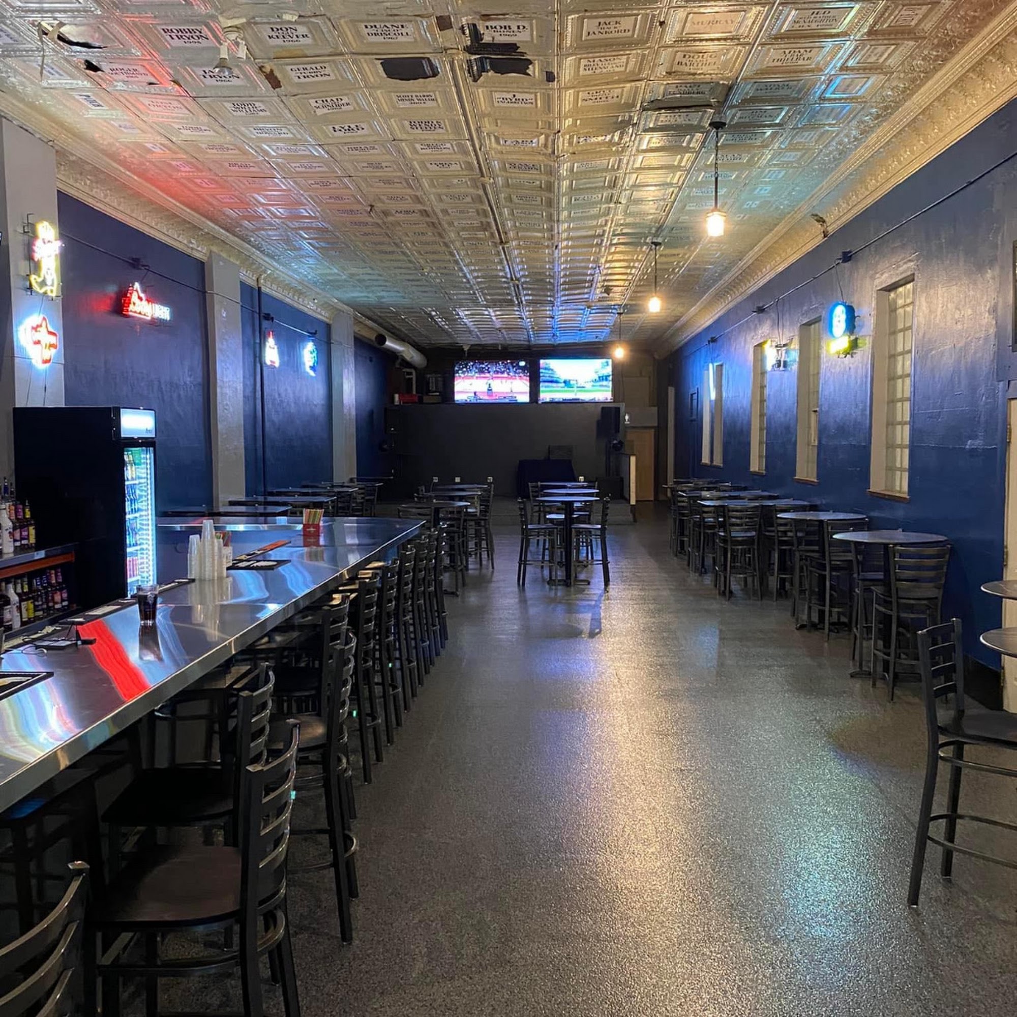 Four Corners Pub & Nightclub 122 Egan Ave S, Madison