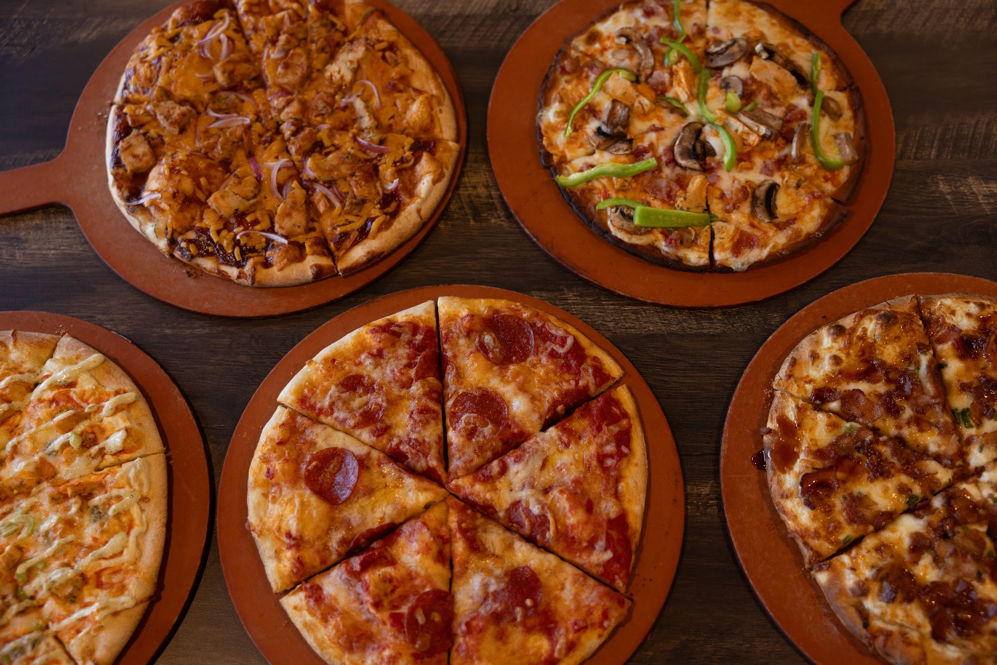 Invictus Pizza Kitchen Menu