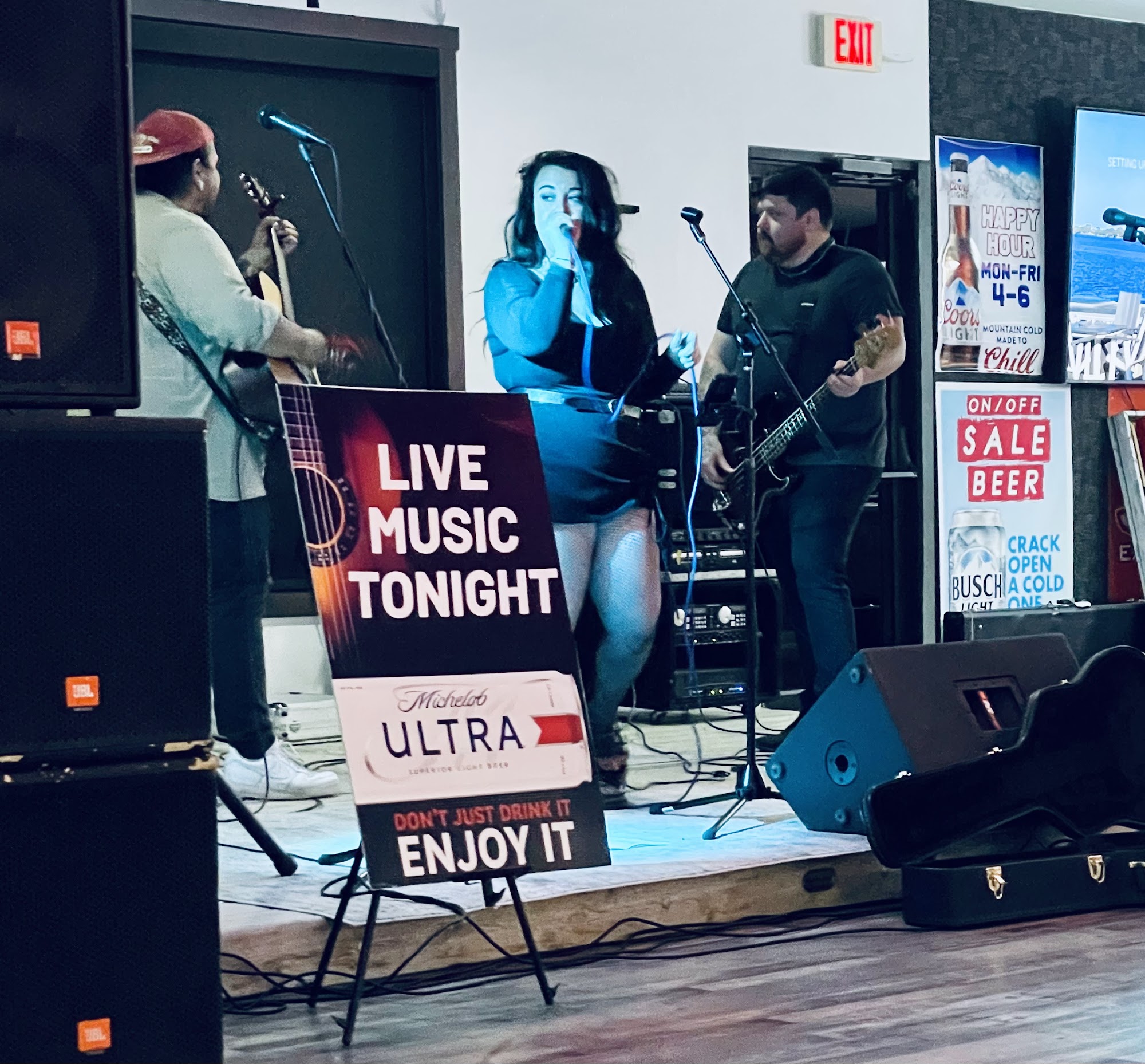 The Sandbar 100 N Lake Dr, Watertown, SD 57201
