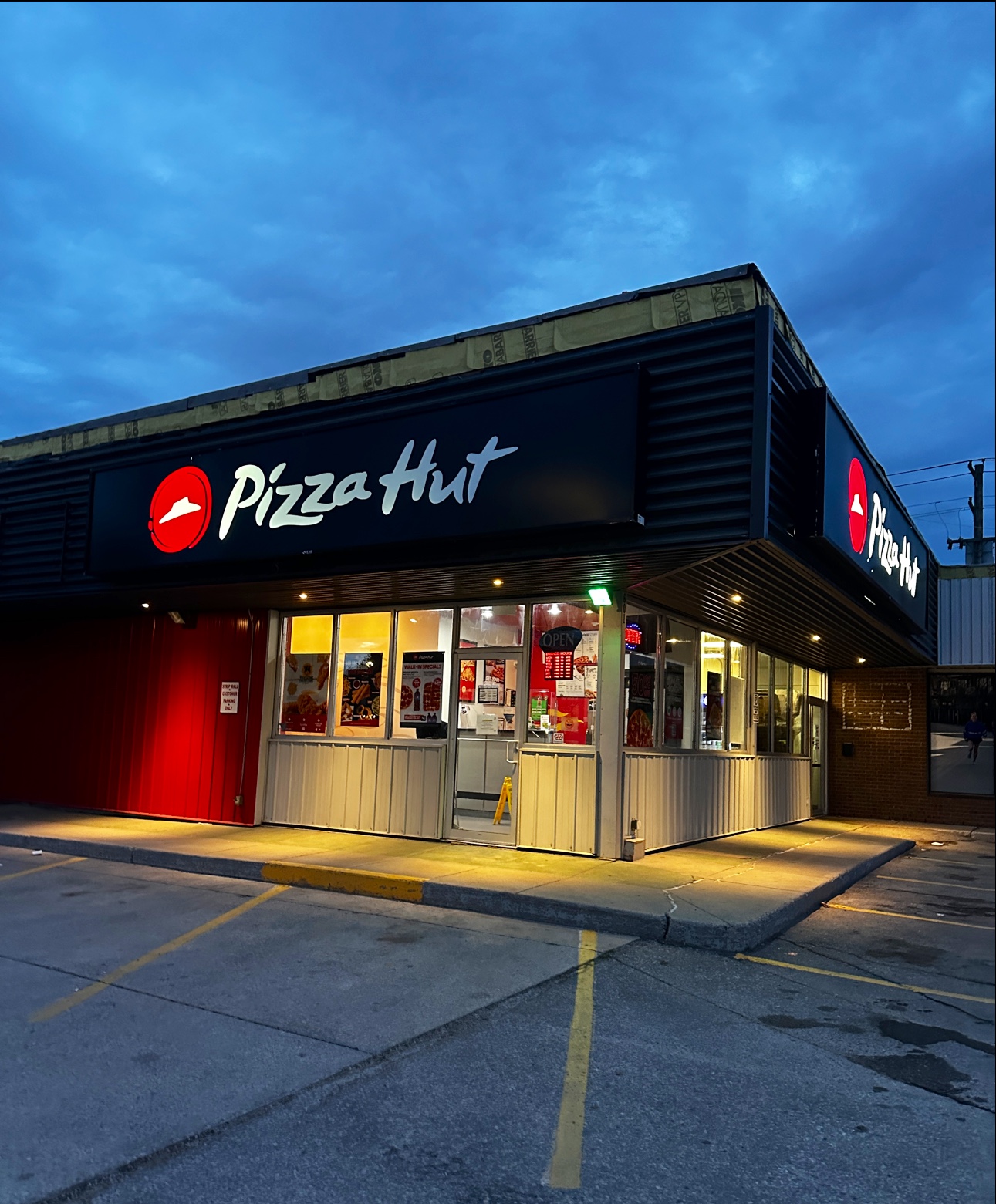 Pizza Hut Saskatoon