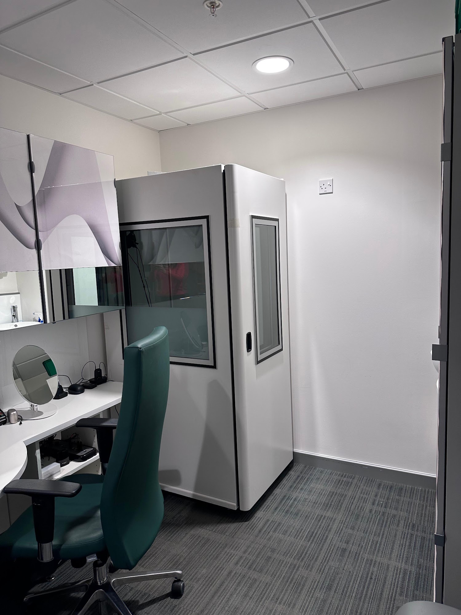 Specsavers Opticians and Audiologists Sheffield - The Moor