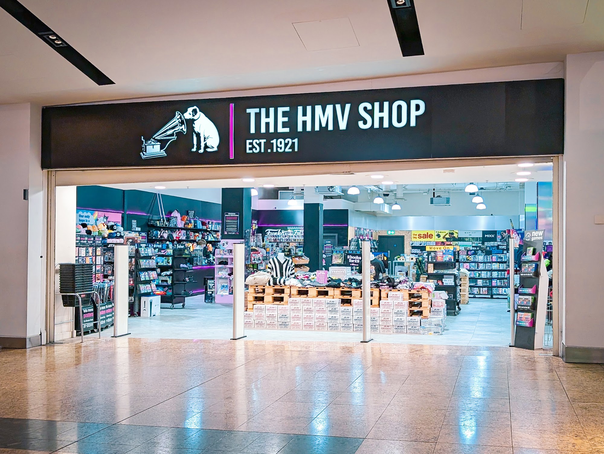 hmv