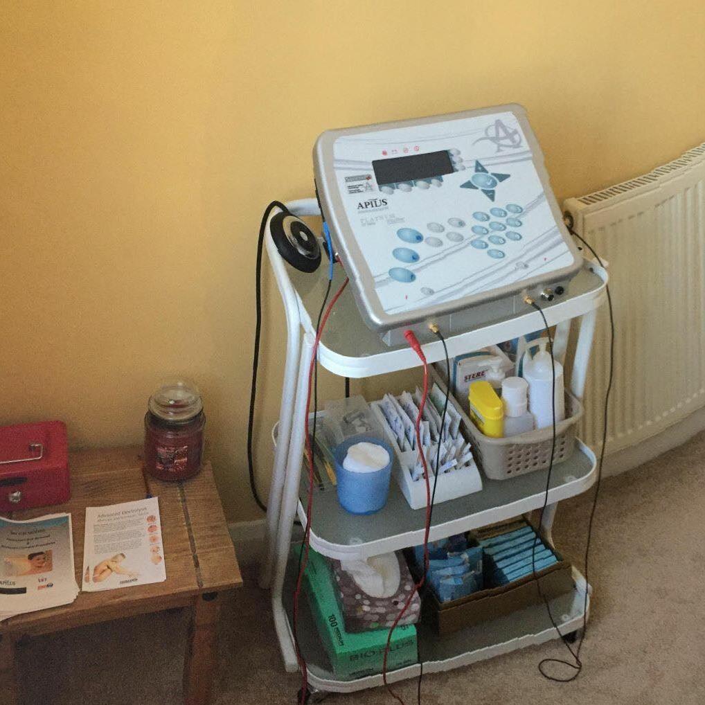 MK Electrolysis. BIAE accredited practitioner. Permanent Hair Removal. Advanced Electrolysis. Egham