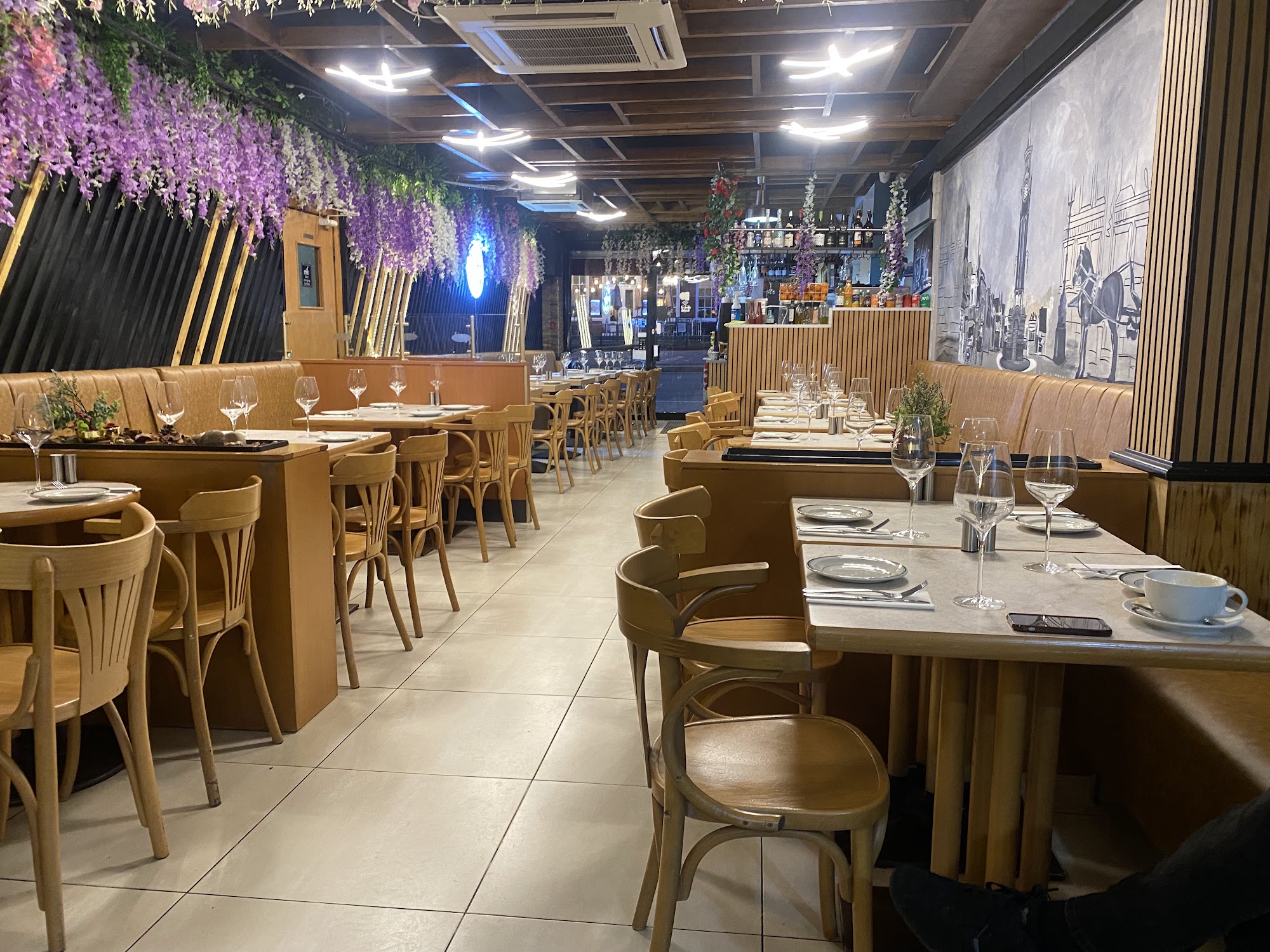 Cafe1 bistro 122 High St, Epsom