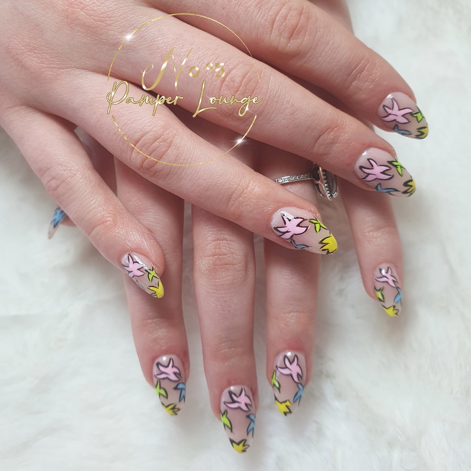 No°5 Pamper Lounge Epsom
