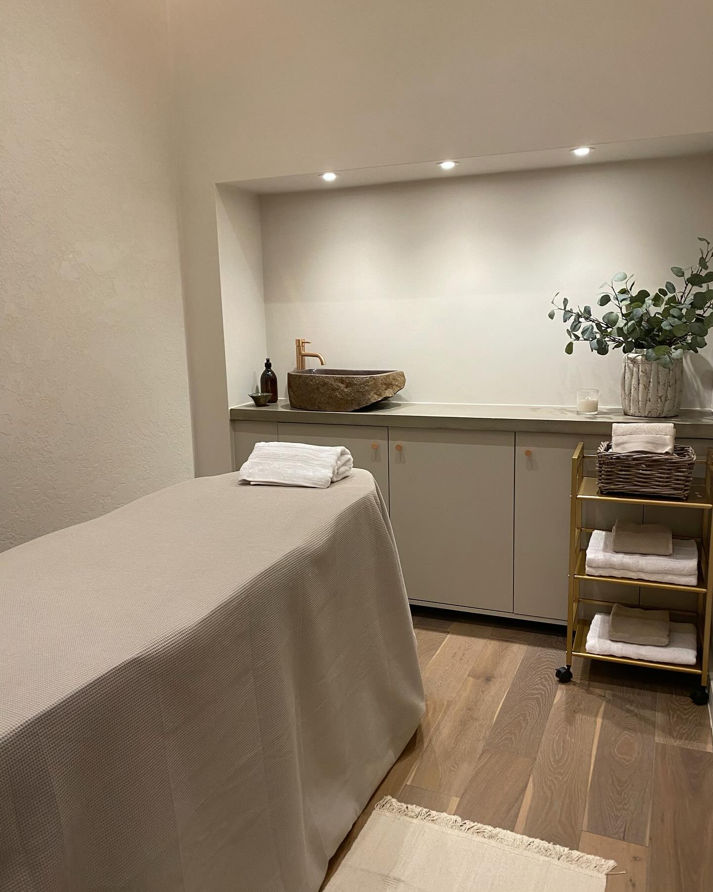 Nude Hair Body & Soul Esher