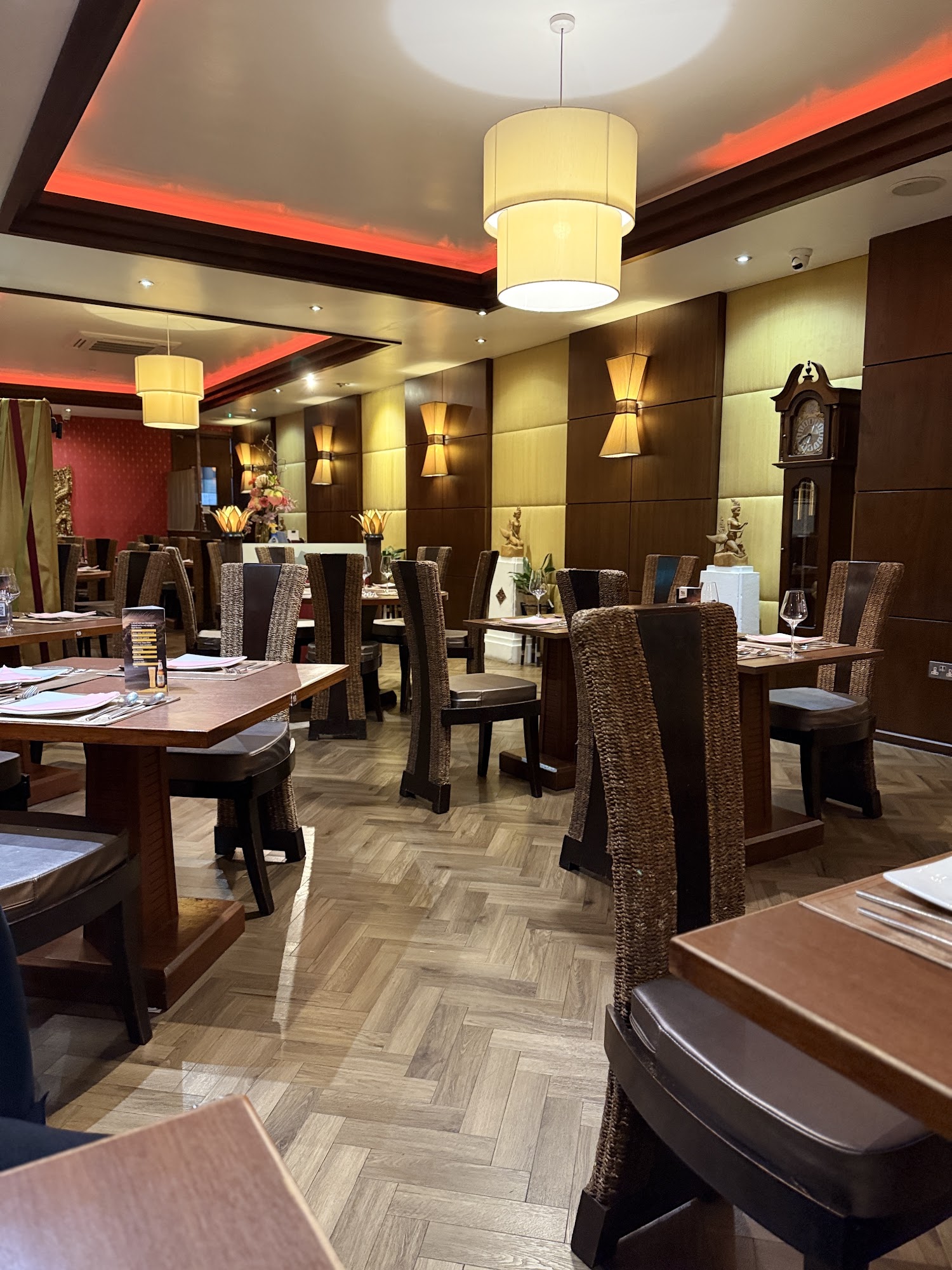 Rumwong Thai Restaurant 18-20 London Rd, Guildford