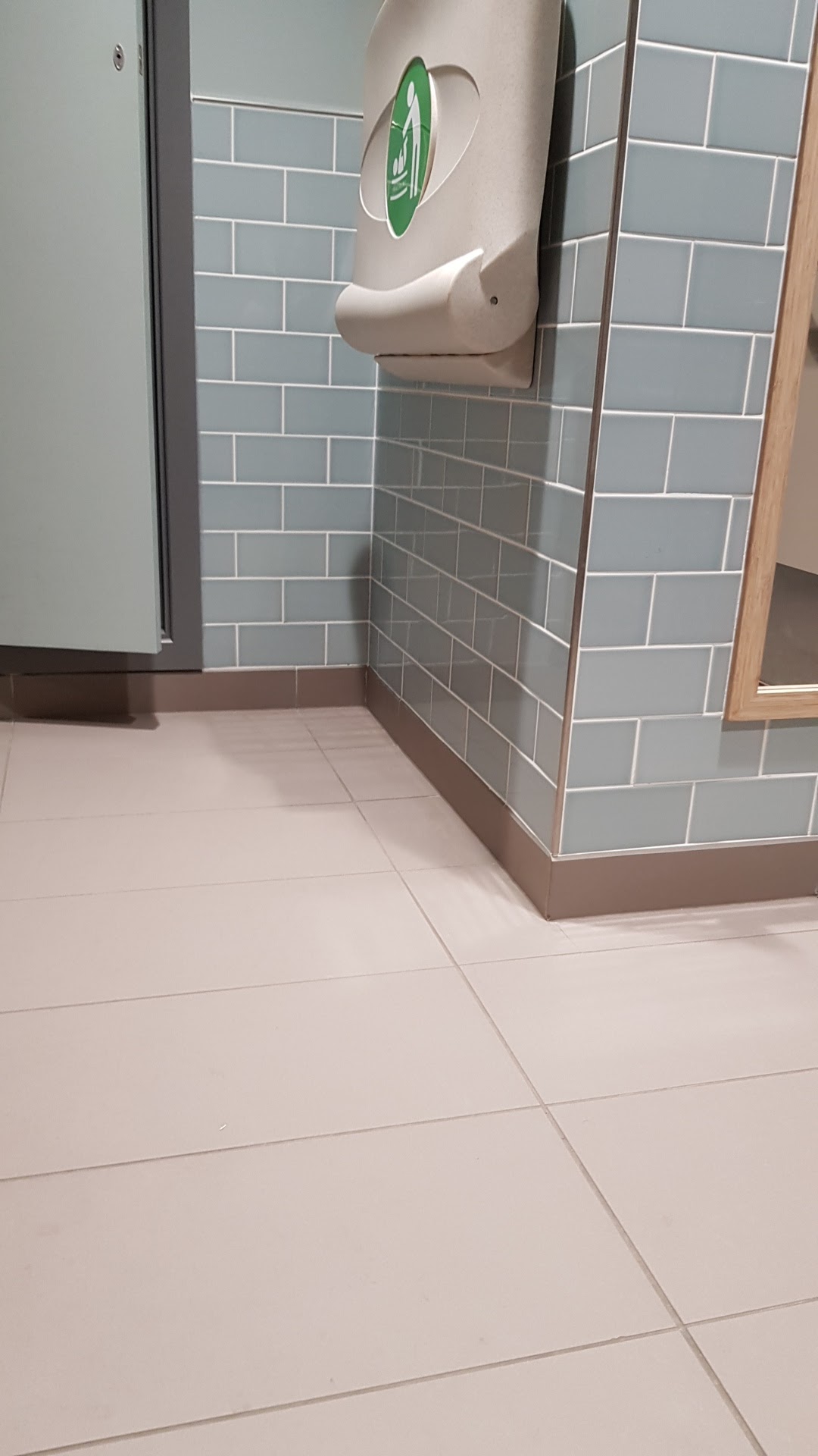 Waitrose & Partners Leatherhead