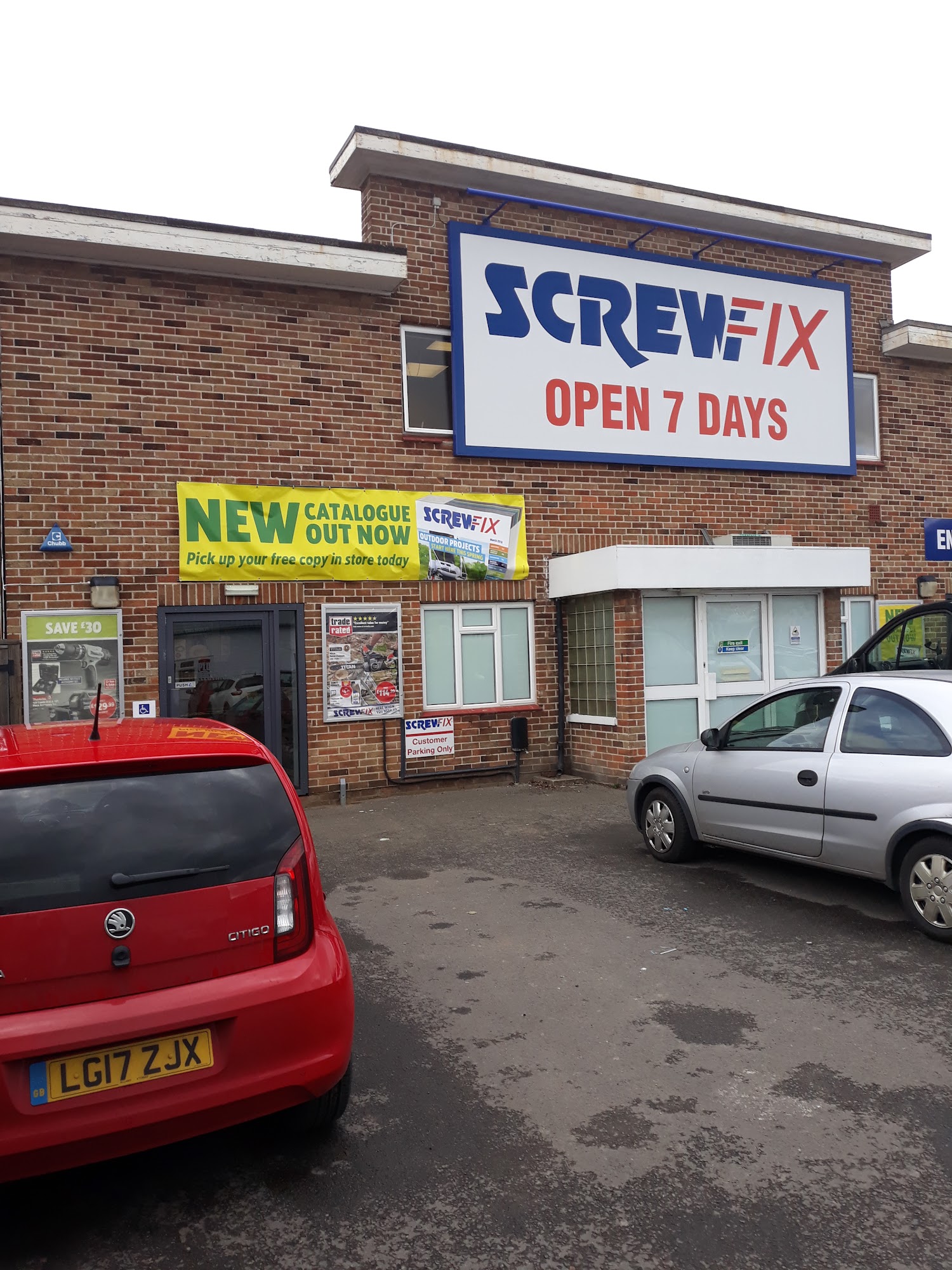 Screwfix Walton-on-Thames