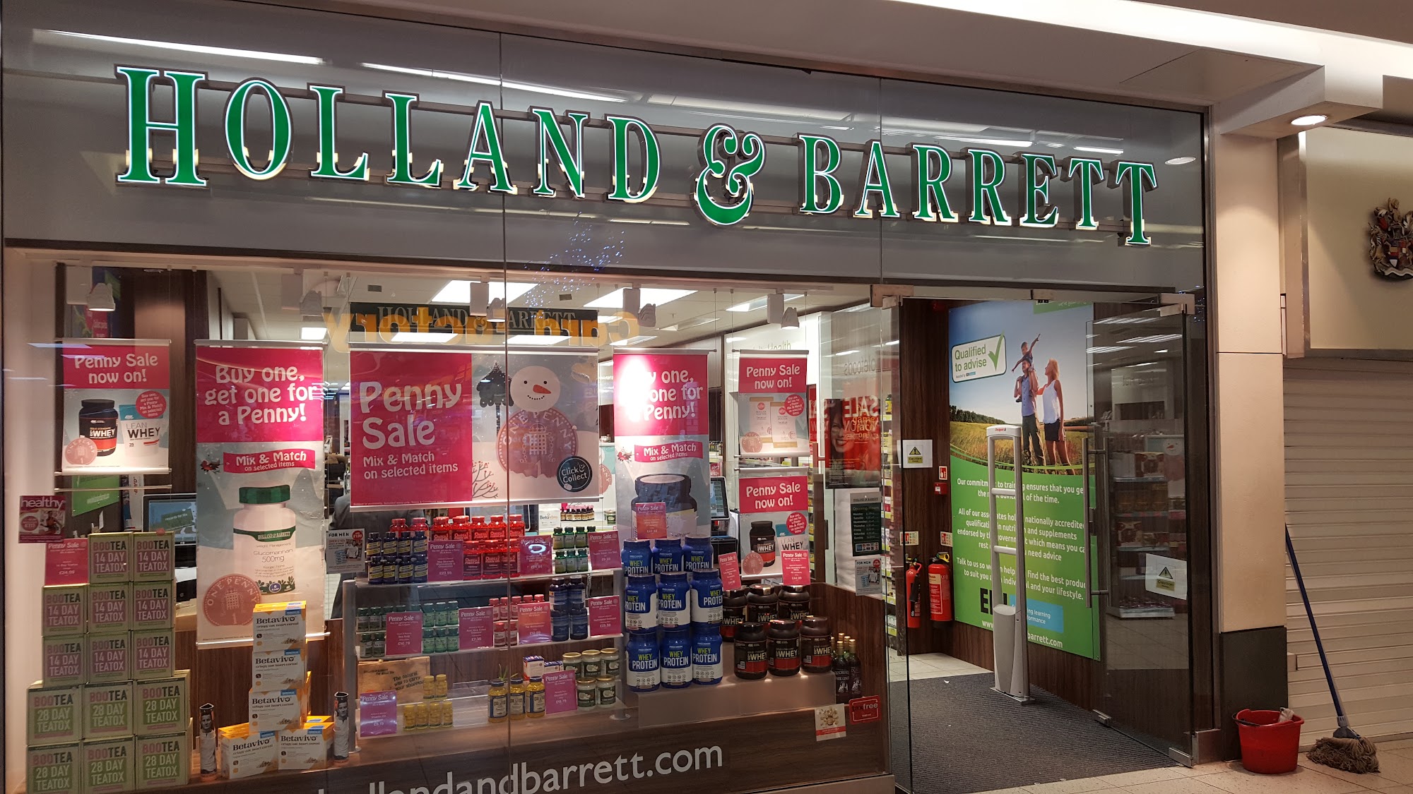 Holland & Barrett - Woking