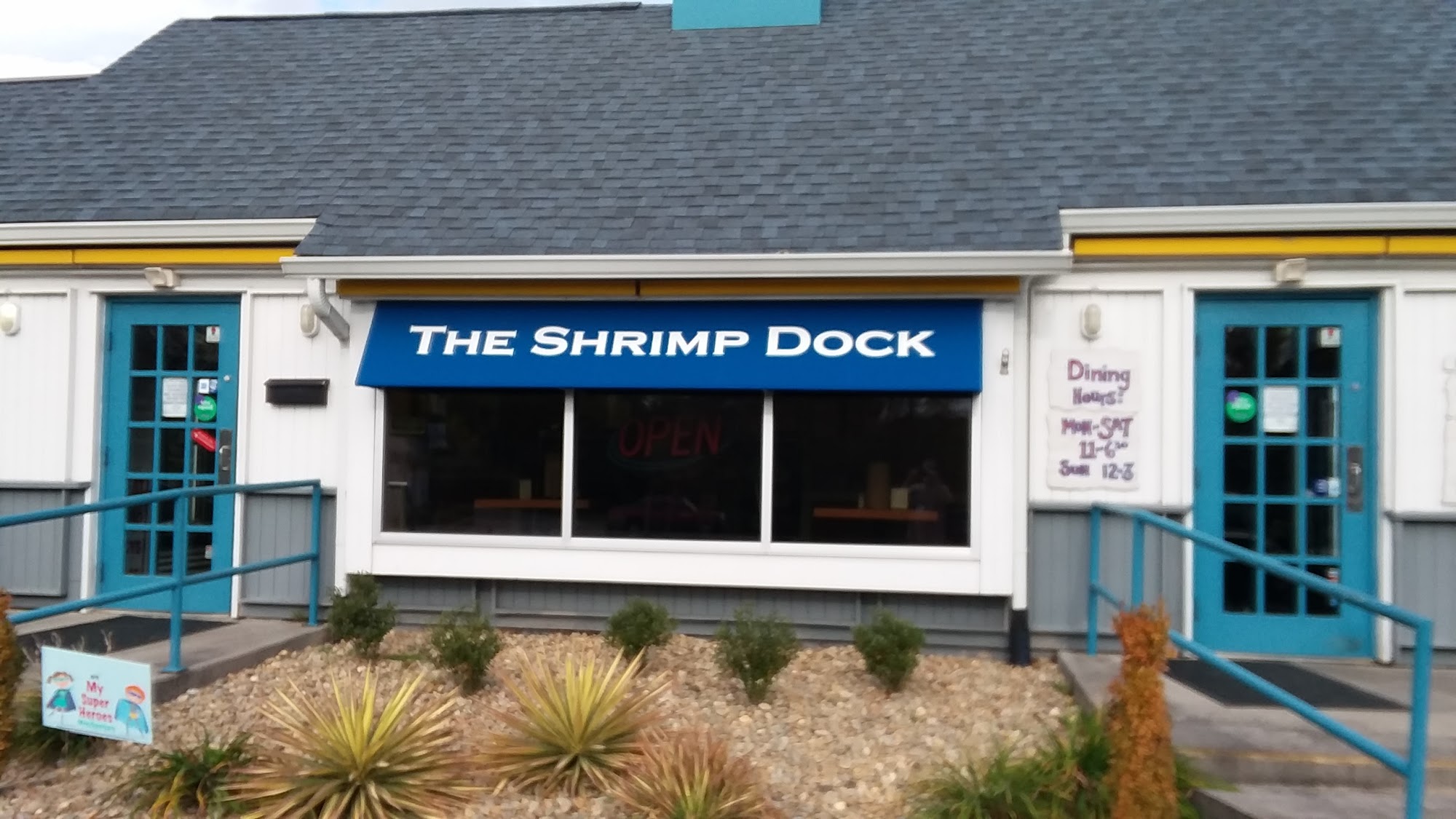 The Shrimp Dock – Alcoa/Maryville Alcoa