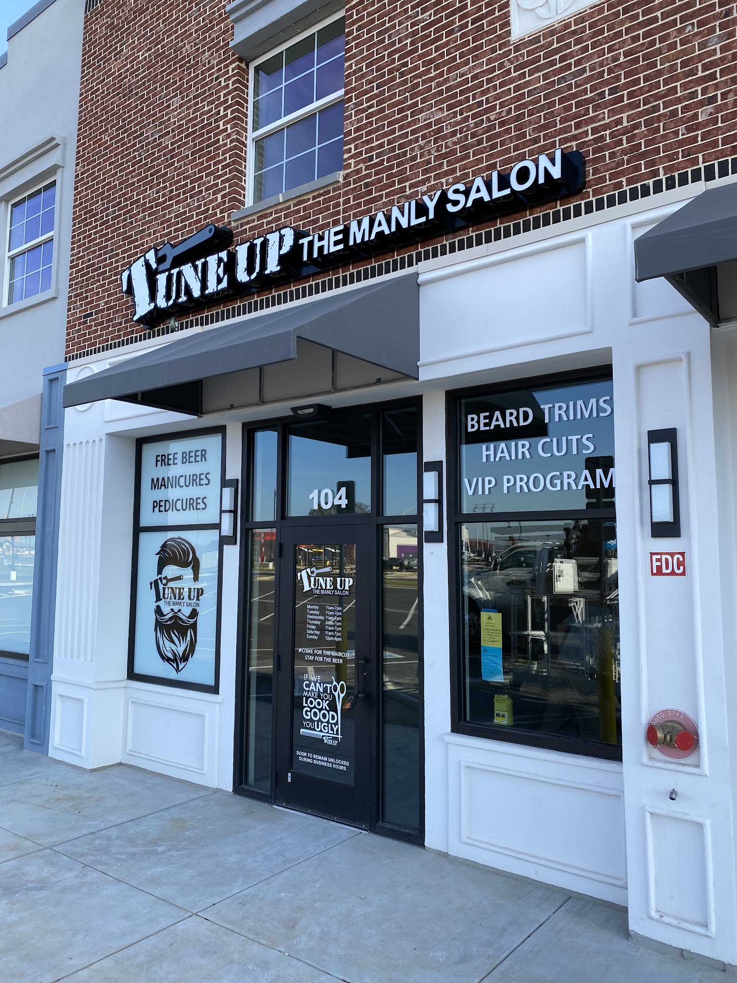 Tune Up The Manly Salon - Alcoa 1110 Franck St #104, Alcoa Tennessee 37701