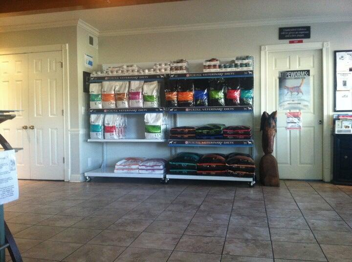 Anderson Veterinary Clinic: Anderson Al DVM Christiana